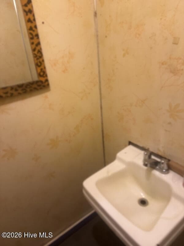 Commercial Sale at 131 W Hilliardston Road, Nashville, NC 27856, photo 5 of 7