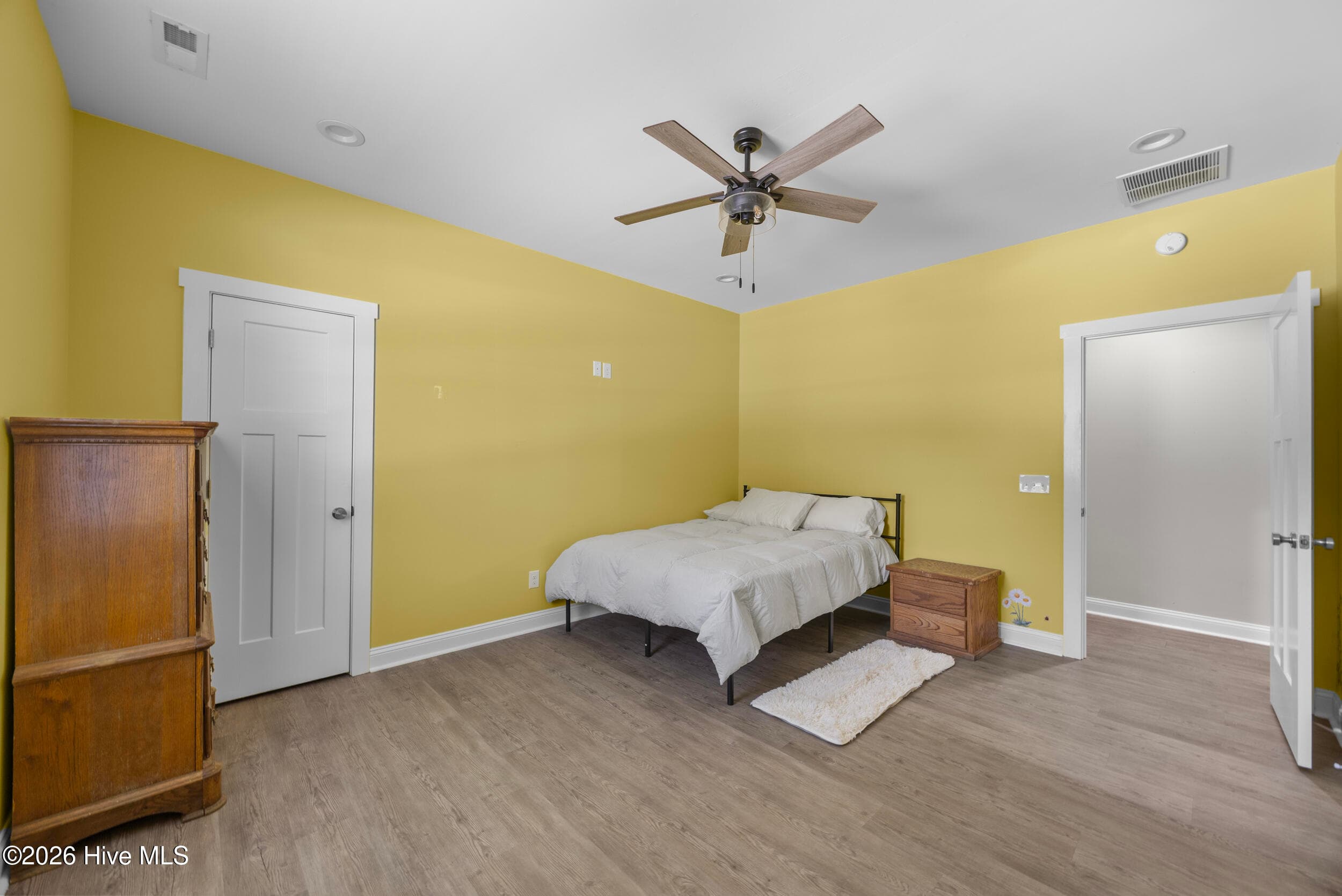 Single Family Residence at 469 West Firetower Road, Swansboro, NC 28584, photo 29 of 56