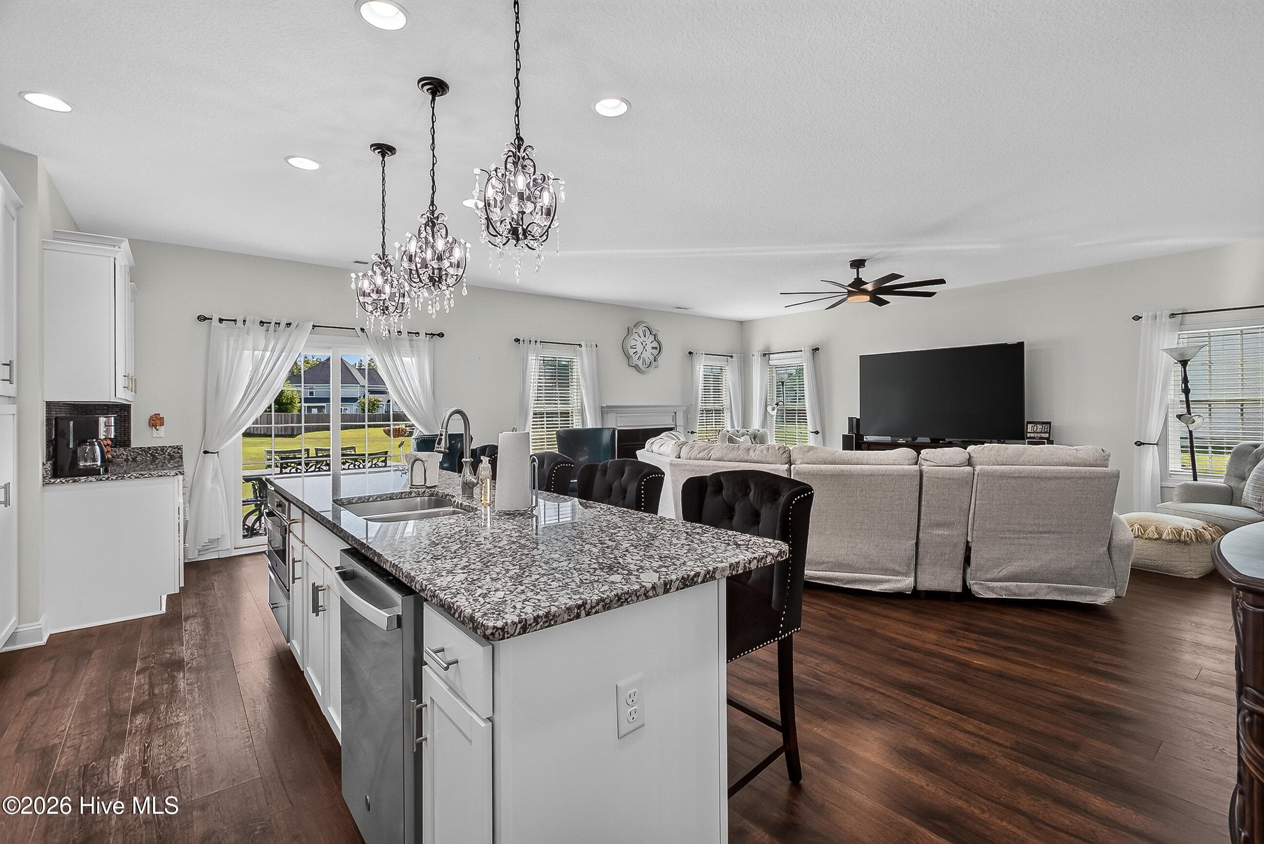 Single Family Residence at 318 Naval Store Drive, Jacksonville, NC 28546, photo 22 of 47