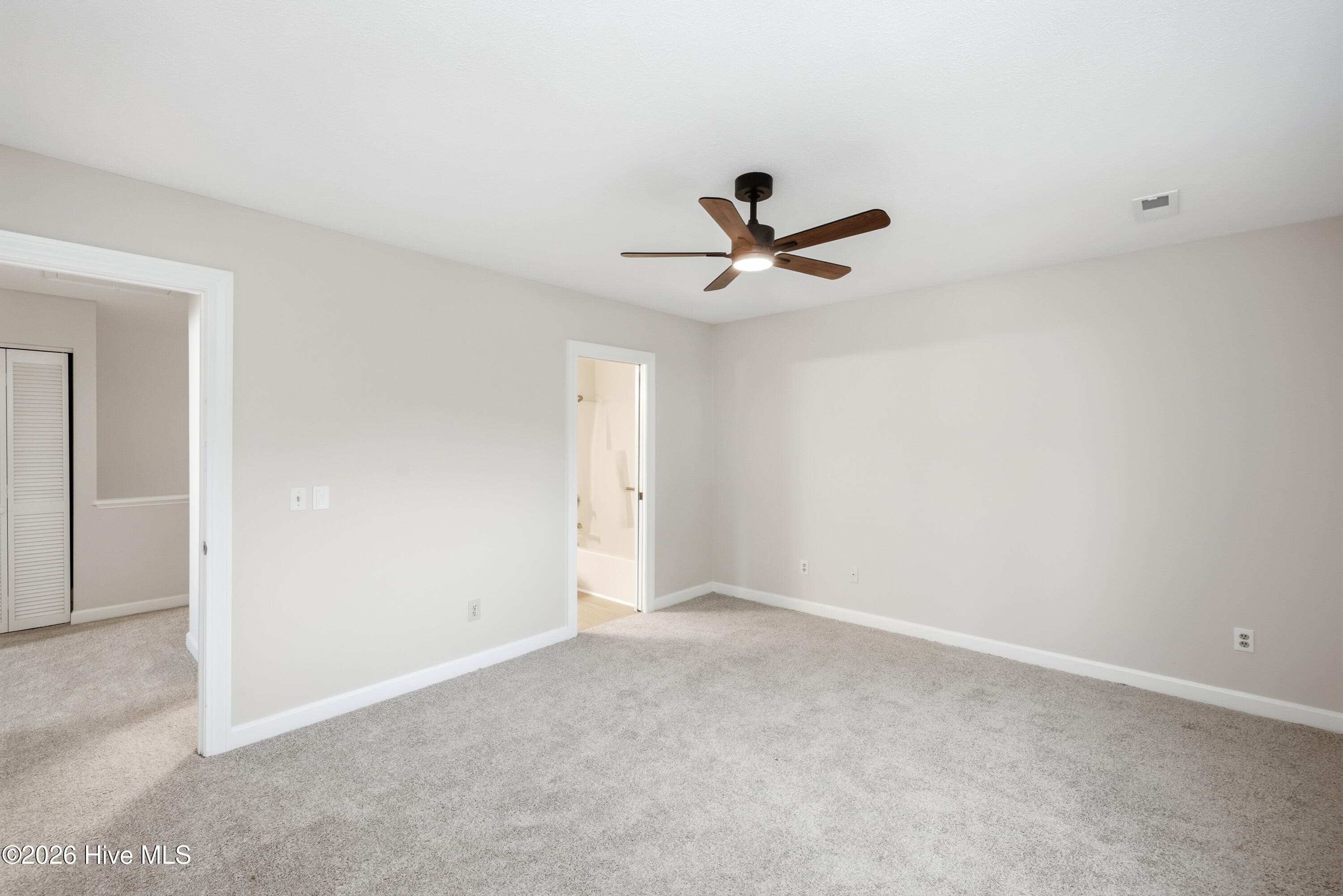 Townhouse at 323 Wimbledon Court, Wilmington, NC 28412, Wilmington, photo 25 of 41