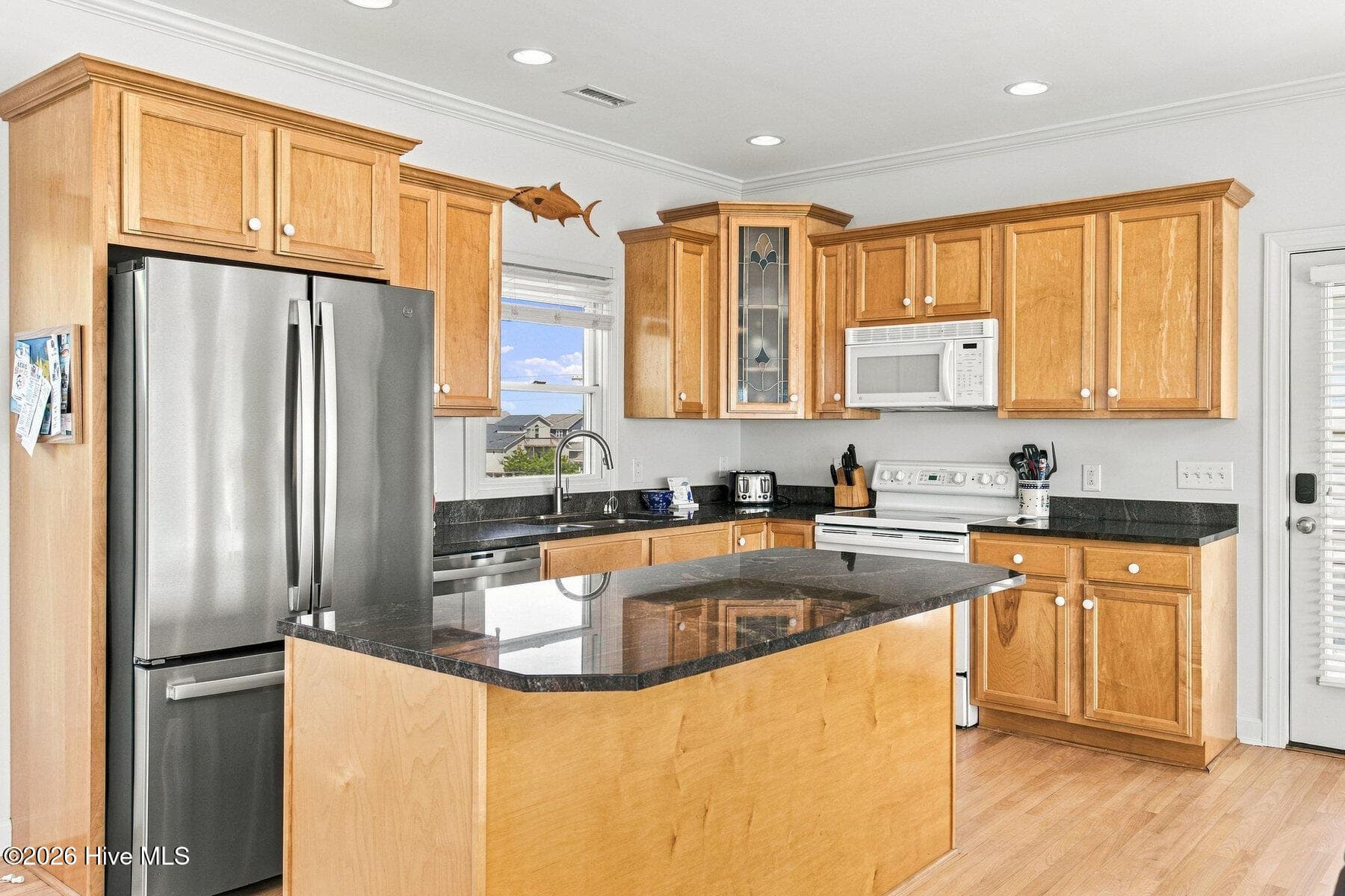 Single Family Residence at 1604 Ocean Boulevard, Topsail Beach, NC 28445, photo 16 of 49