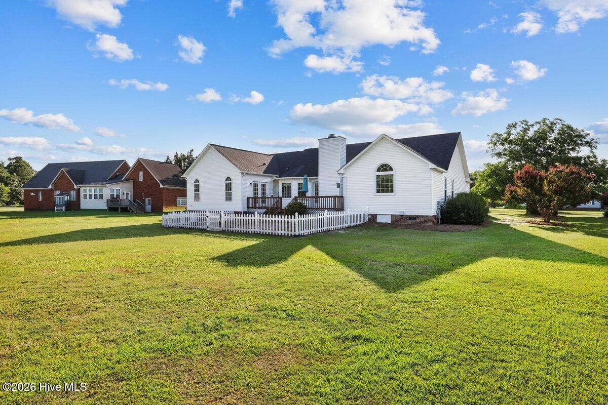 Single Family Residence at 114 Trappers Run Drive, Goldsboro, NC 27530, photo 11 of 53