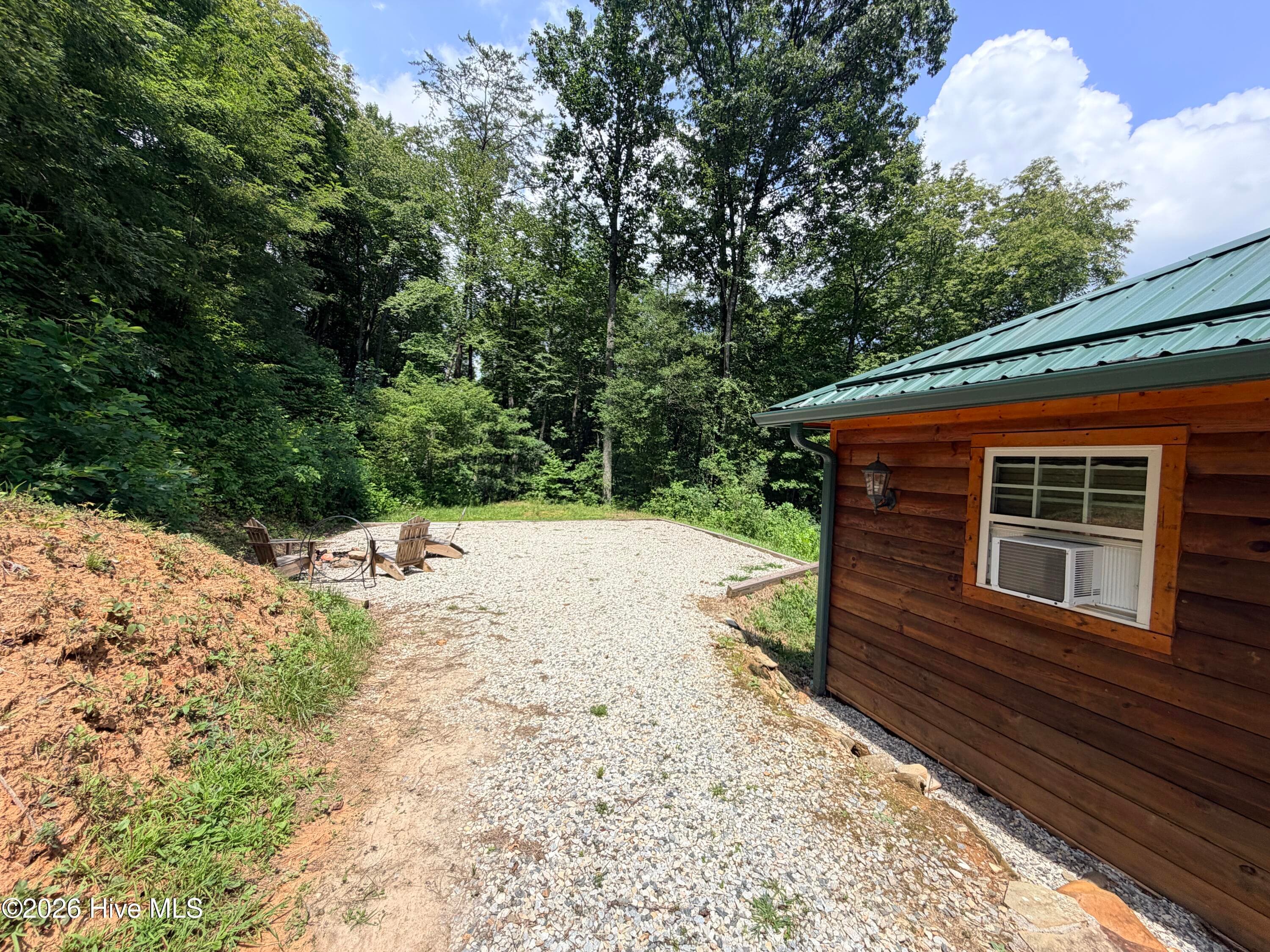 Single Family Residence at 119 Bucks Nest Drive, Topton, NC 28781, photo 4 of 37