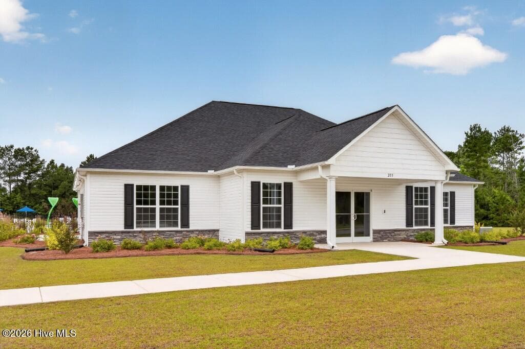 Single Family Residence at 377 Water Wagon Trail, Jacksonville, NC 28546, photo 29 of 40