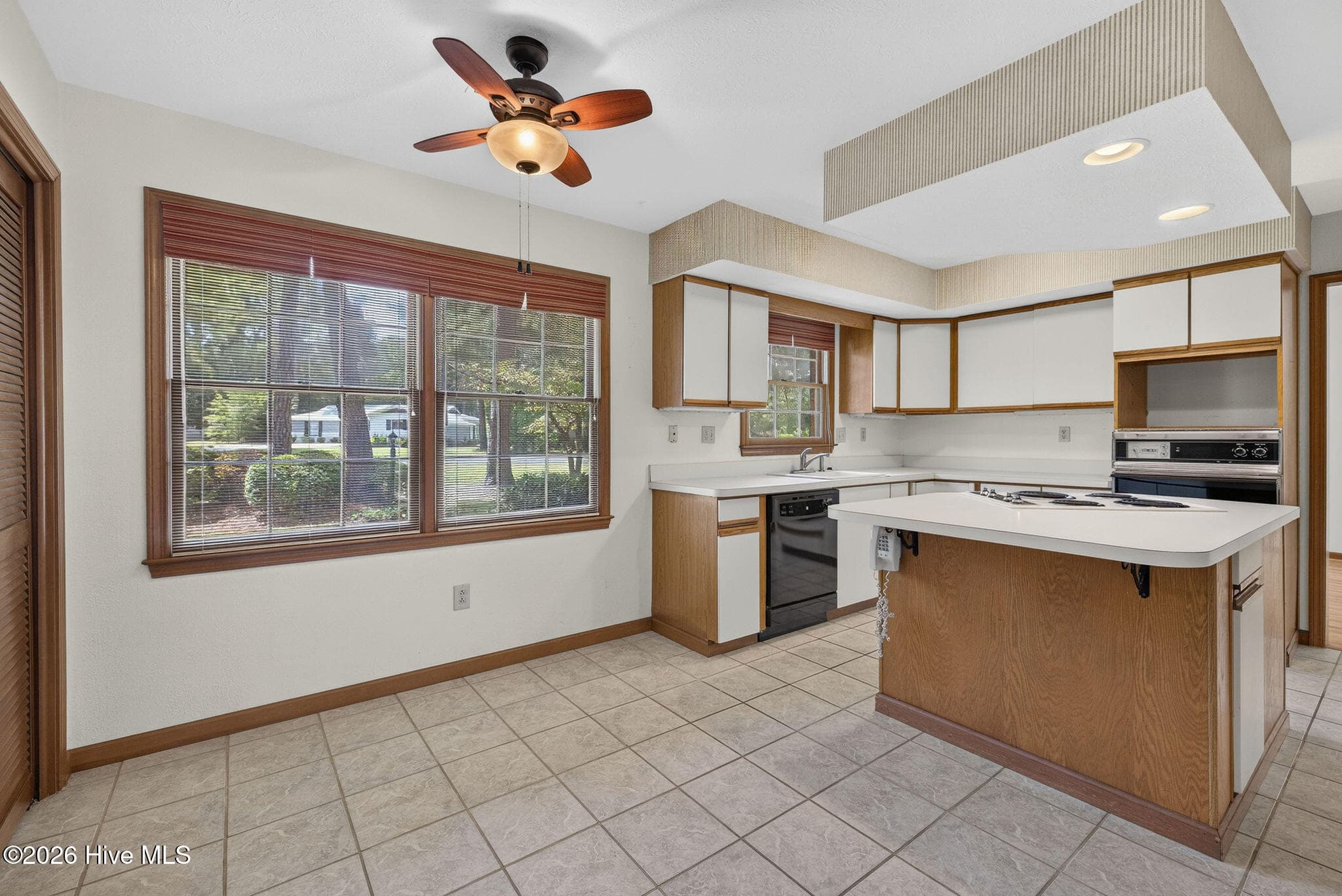 Single Family Residence at 21 Carolina Shores Drive, Carolina Shores, NC 28467, photo 13 of 45