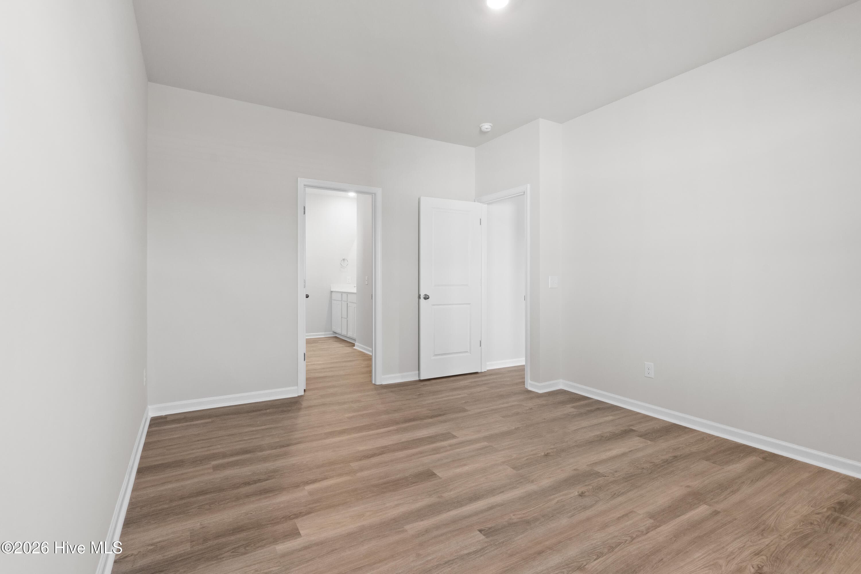Single Family Residence at 1136 Garland Lake Cir Sw, Supply, NC 28462, photo 6 of 9