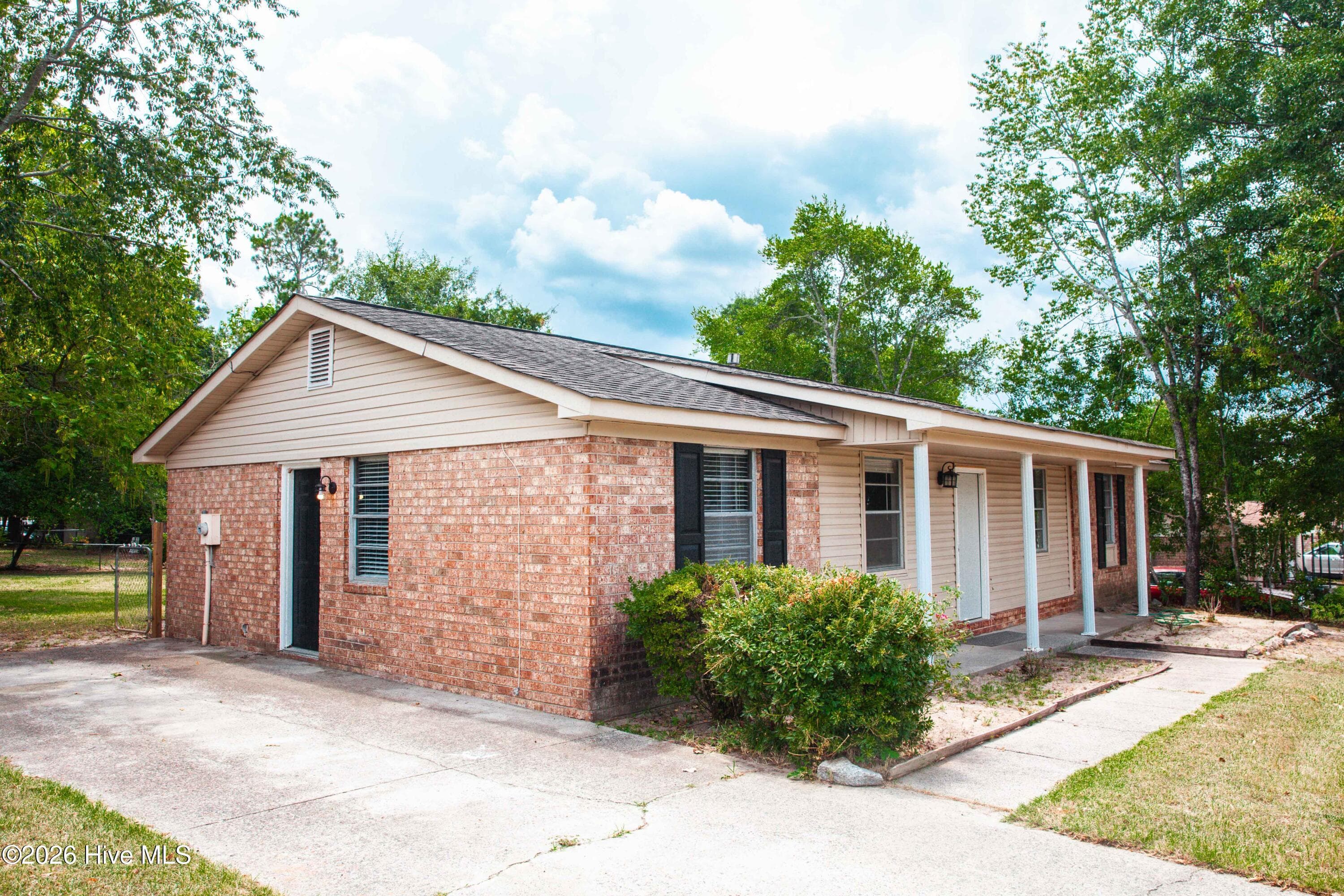 Single Family Residence at 4516 Shawnee Drive, Martinez, GA 30907, photo 4 of 24