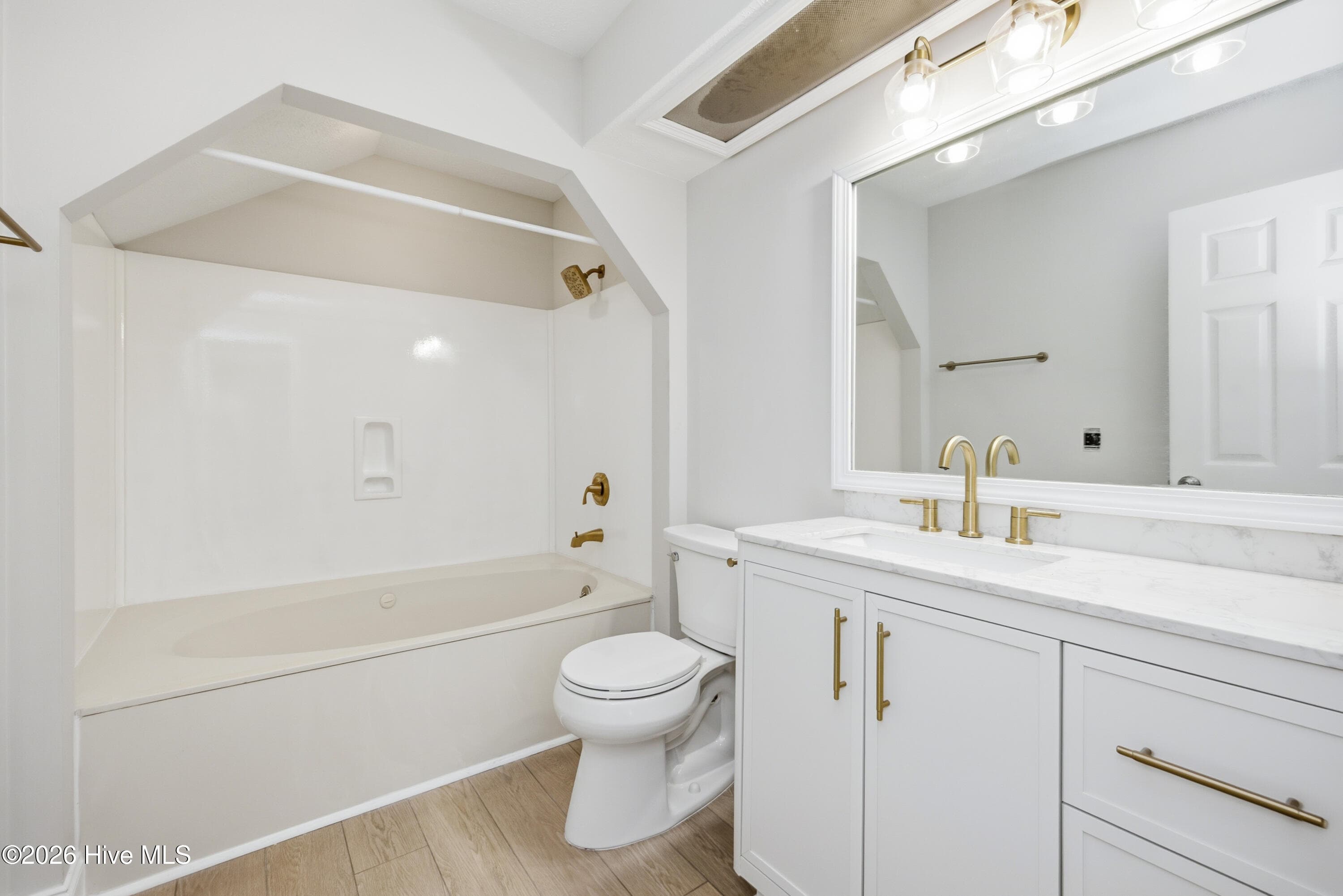 Townhouse at 323 Wimbledon Court, Wilmington, NC 28412, Wilmington, photo 21 of 41