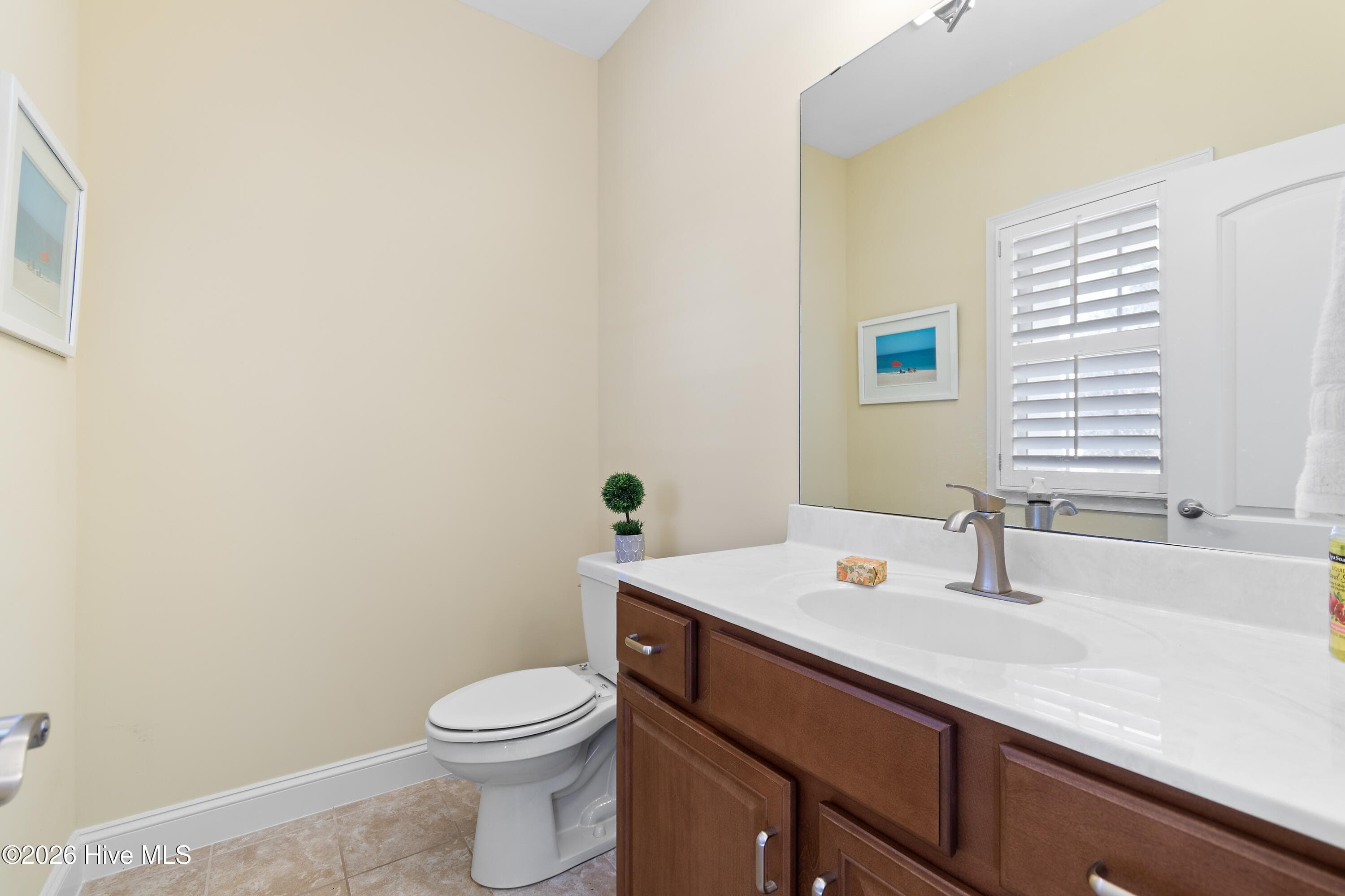 Single Family Residence at 3227 Moss Hammock Wynd, Southport, NC 28461, photo 23 of 87