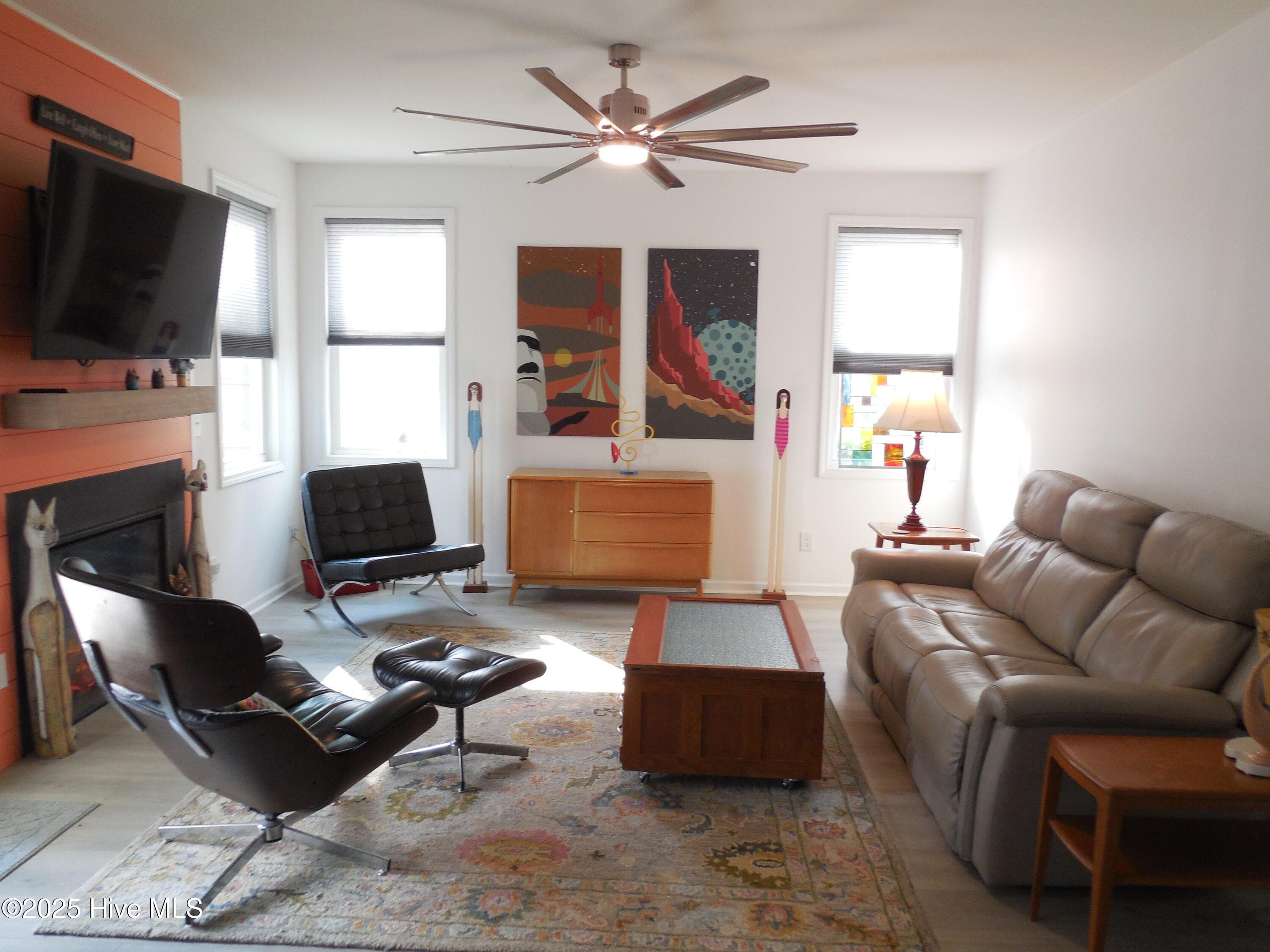 Single Family Residence at 8876 Colbert Place Drive, Leland, NC 28451, photo 3 of 34