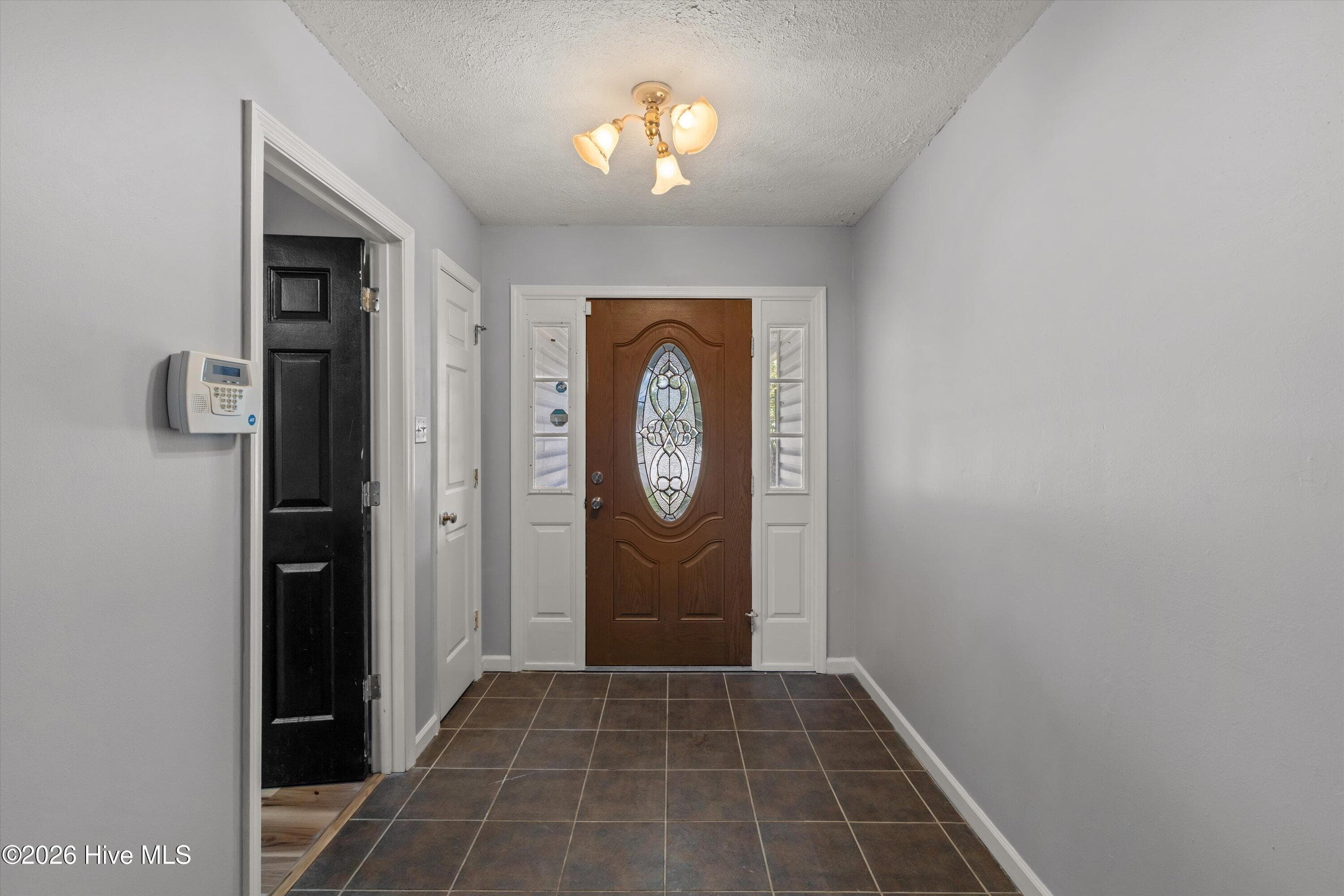 Single Family Residence at 4407 Goshen Lake Drive S, Augusta, GA 30906, photo 5 of 44