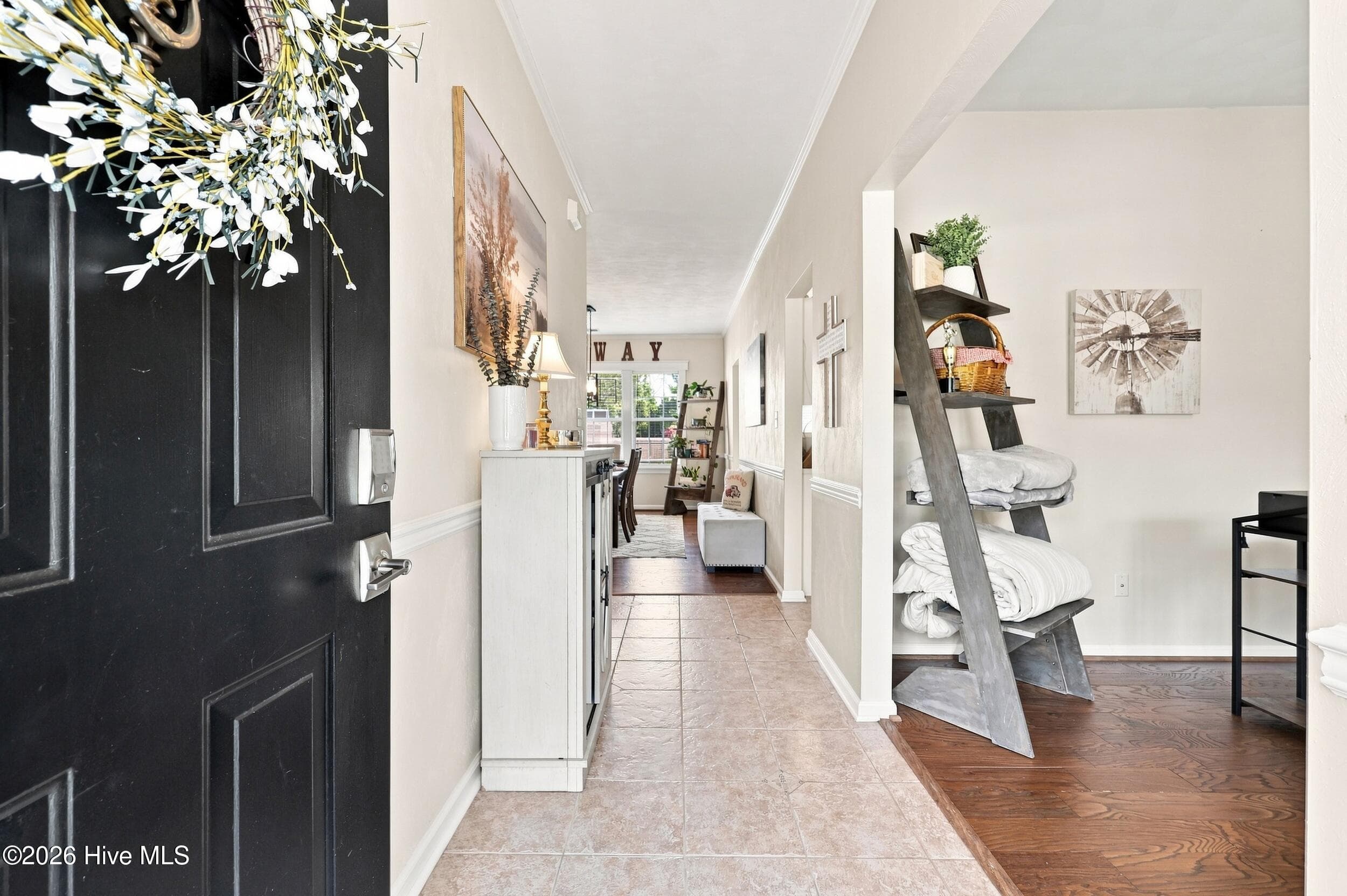 Single Family Residence at 122 Mack Jones Road, Moyock, NC 27958, photo 4 of 38