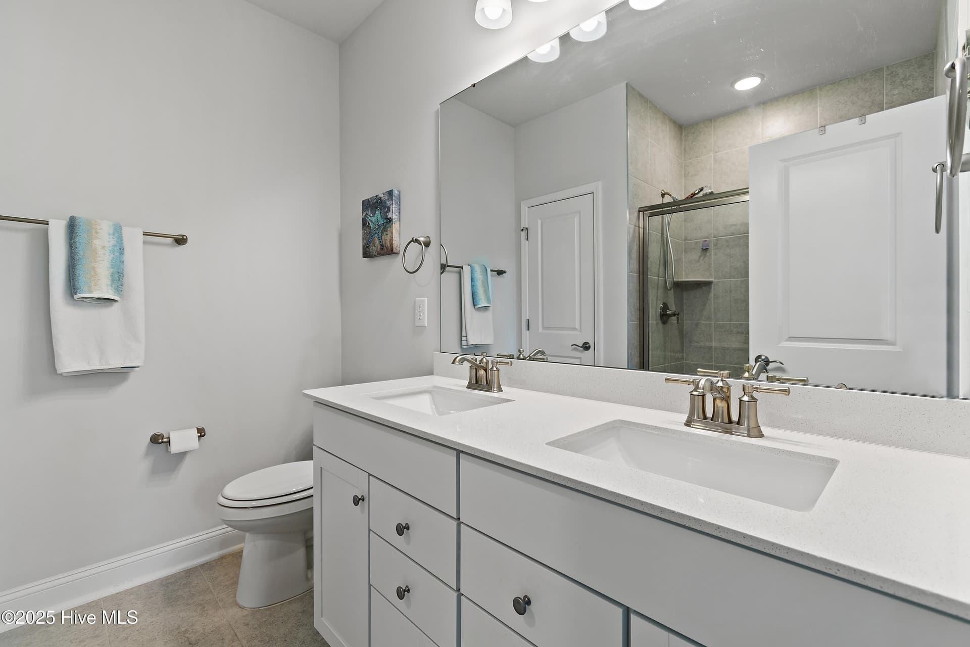 Single Family Residence at 225 Eagle Claw Drive, Calabash, NC 28467, photo 20 of 50