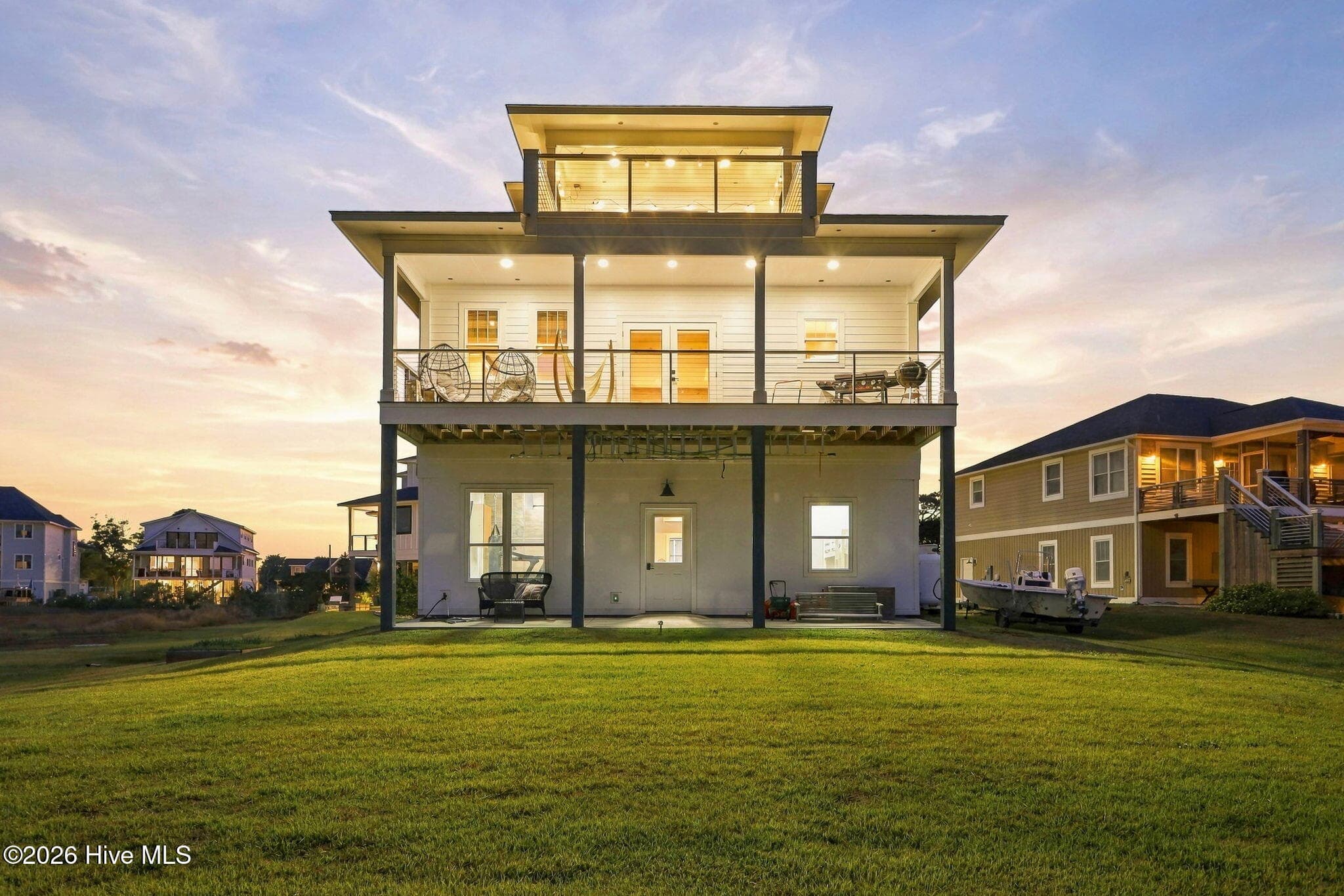 Single Family Residence at 916 Calamanda Court, Morehead City, NC 28557, Morehead City, photo 7 of 63