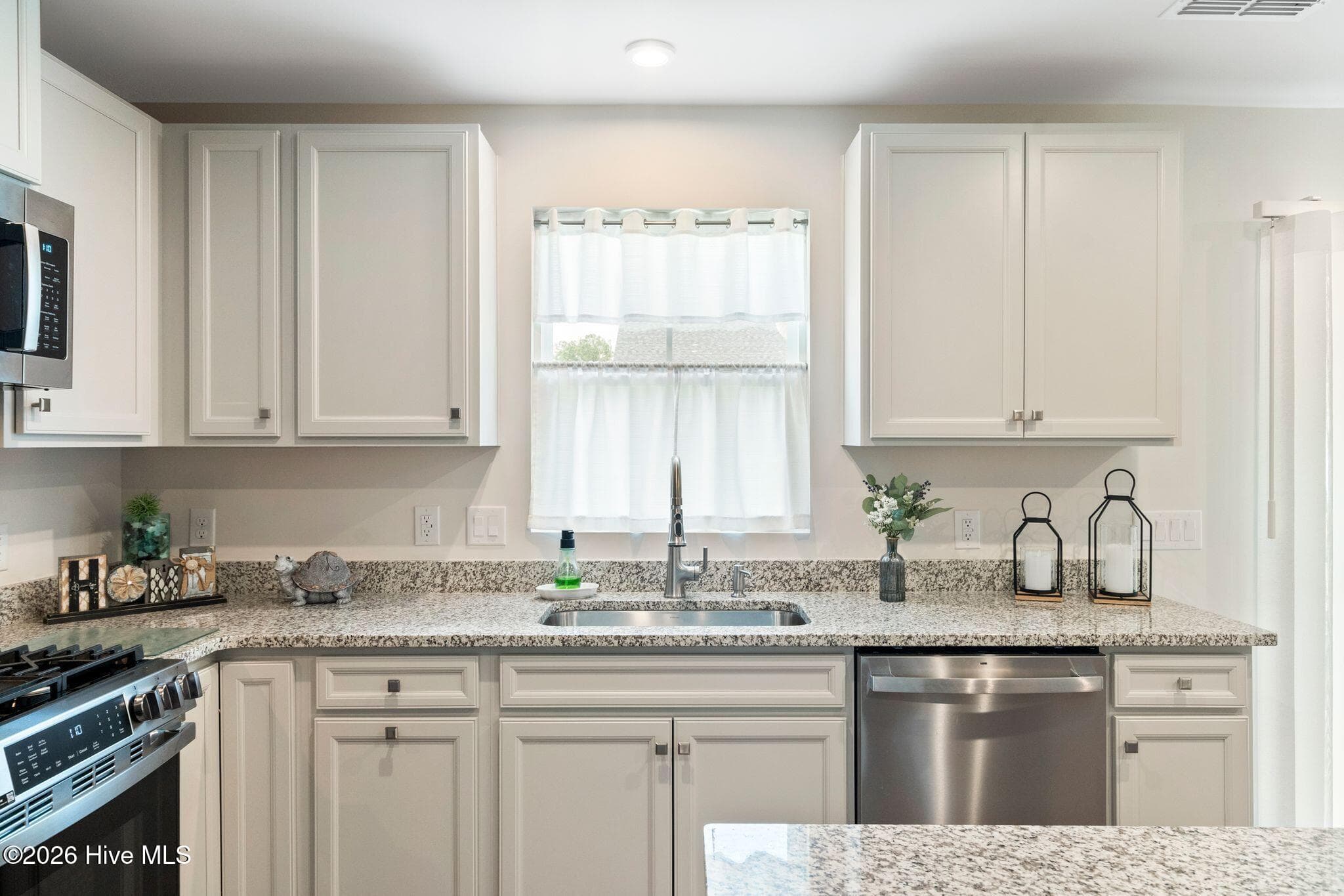 KITCHEN - 967 Rindlewood Trail NE, Bolivia, NC 28422
