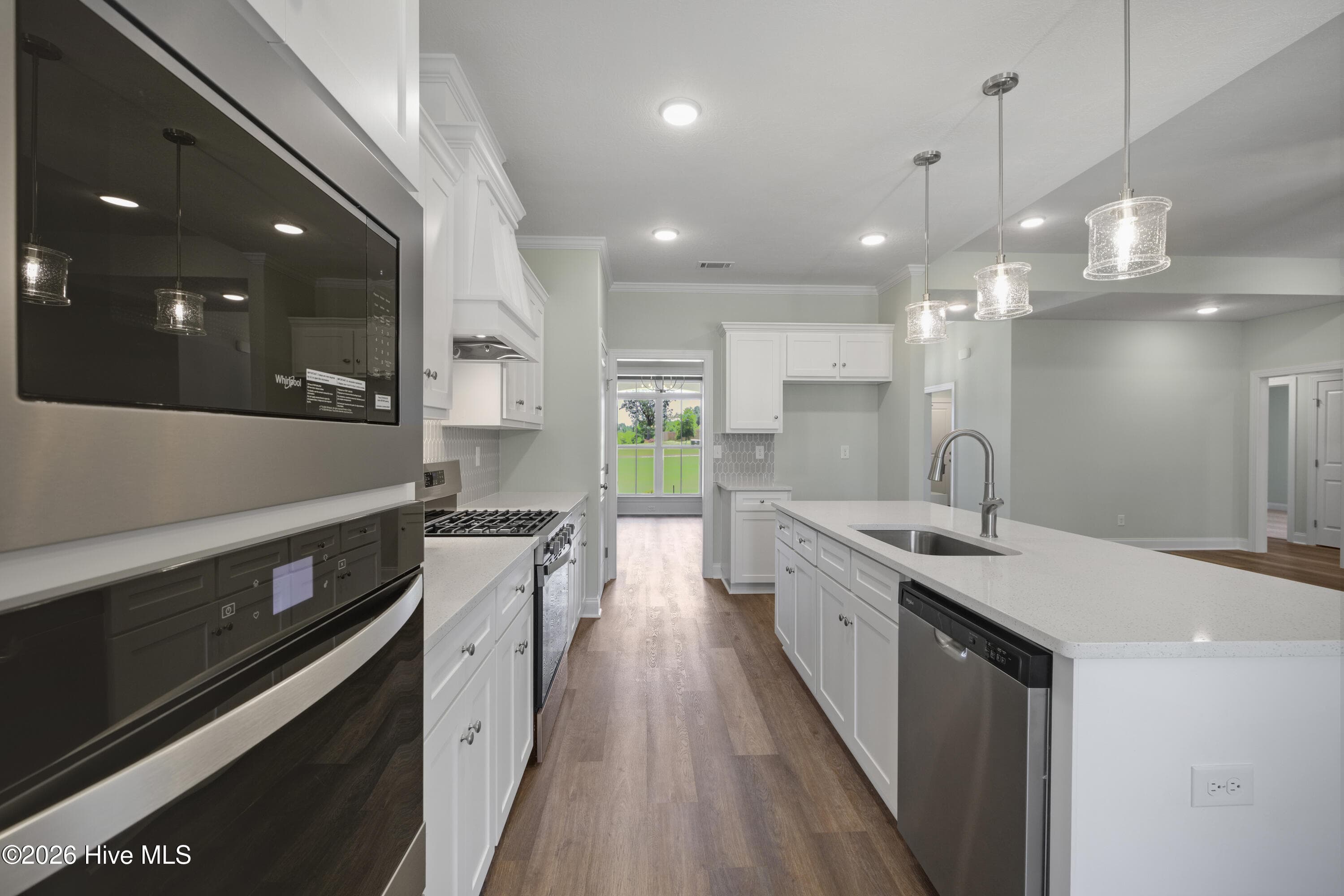 Quartz countertops - 1340 Bellingham Drive, Beech Island, SC 29842