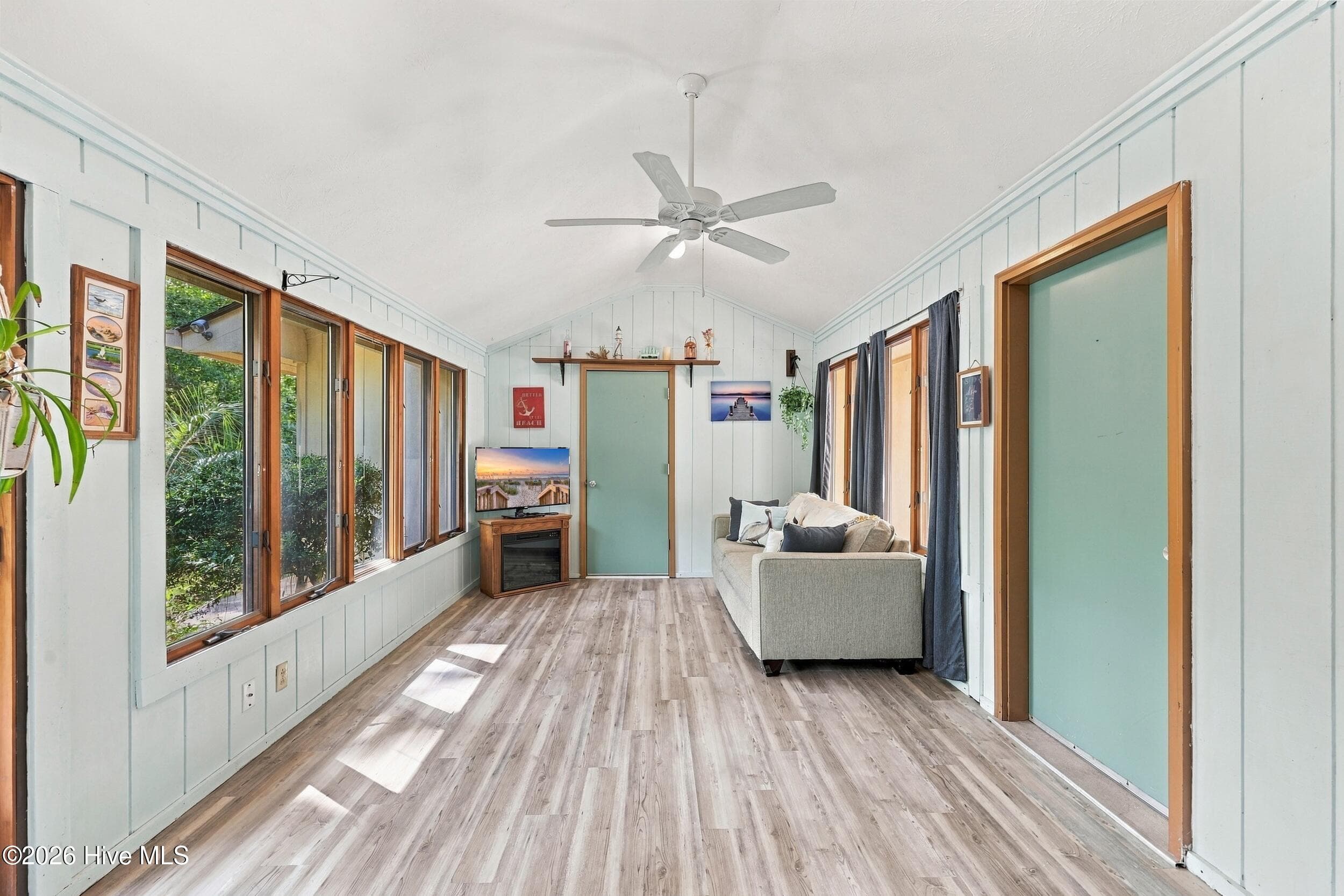 Single Family Residence at 8 Niblick Court, Carolina Shores, NC 28467, Carolina Shores, photo 4 of 8