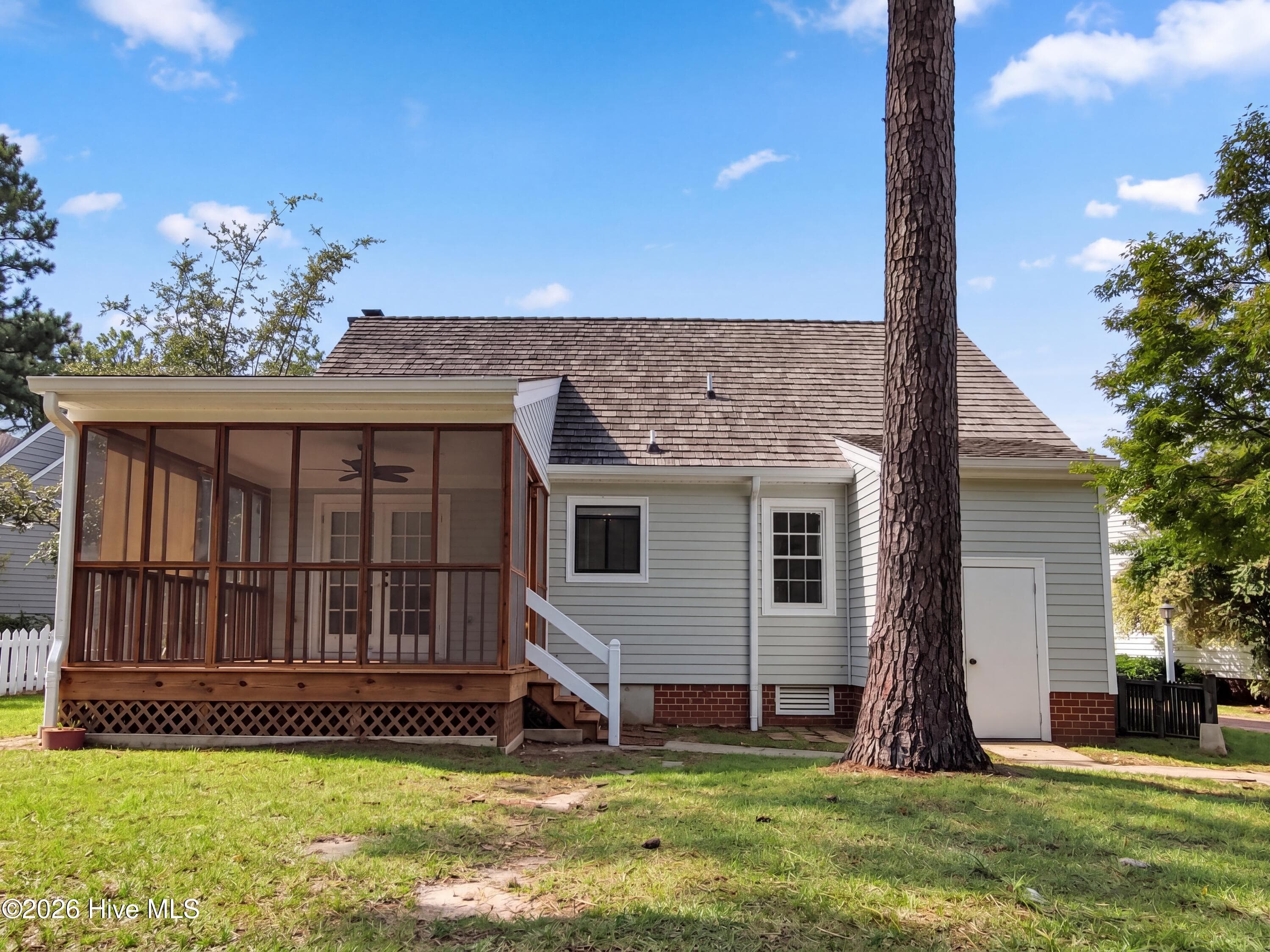 Single Family Residence at 133 Salem Court, Rocky Mount, NC 27804, Rocky Mount, photo 5 of 15