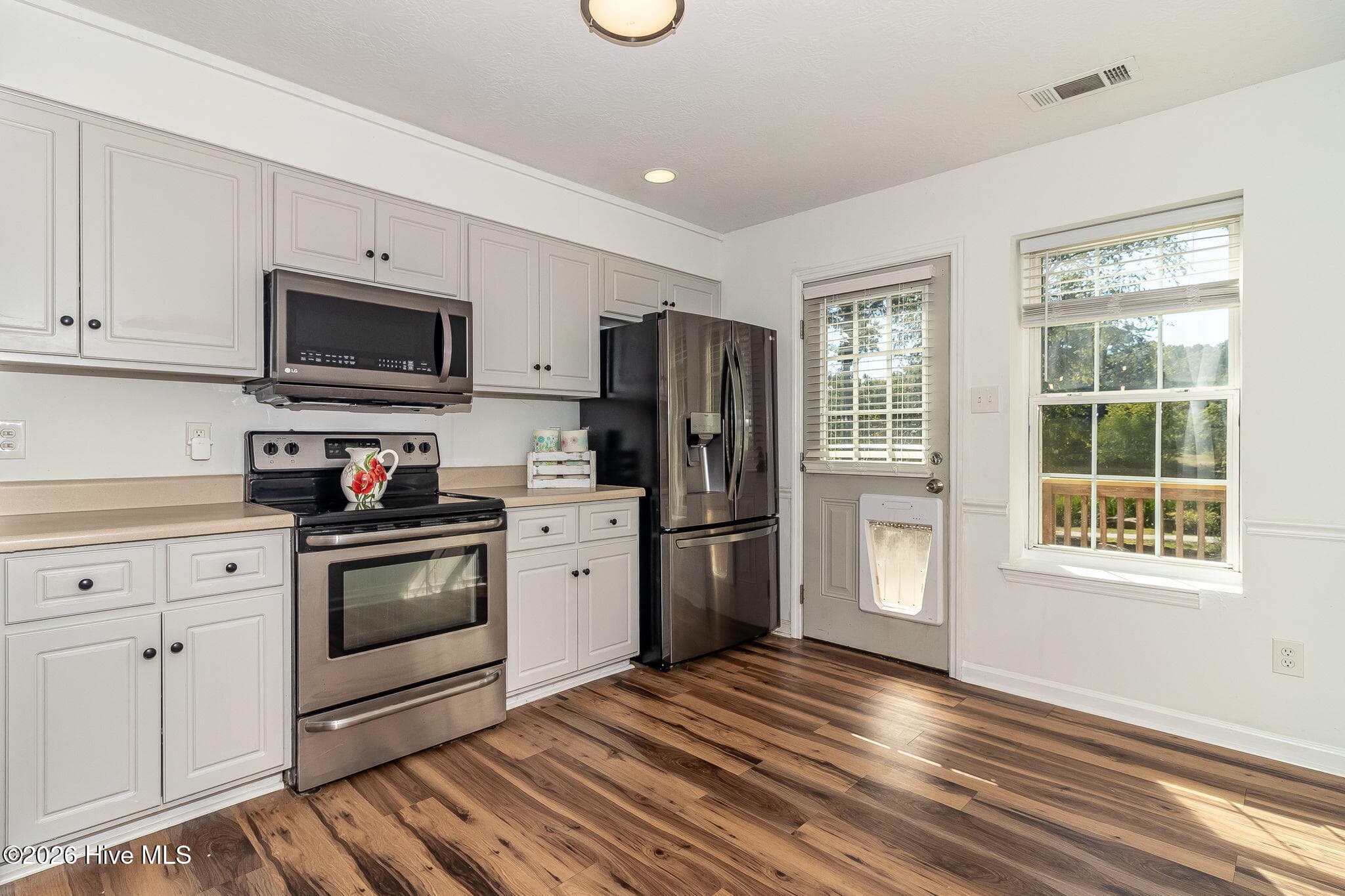 Single Family Residence at 1975 Shoreline Drive, Grovetown, GA 30813, photo 14 of 31