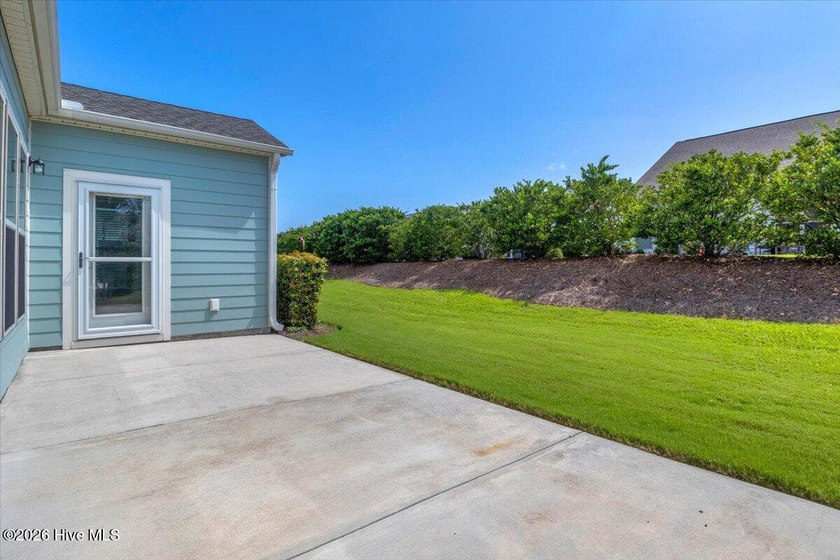Single Family Residence at 550 Lyrebird Avenue, Wilmington, NC 28412, photo 36 of 78