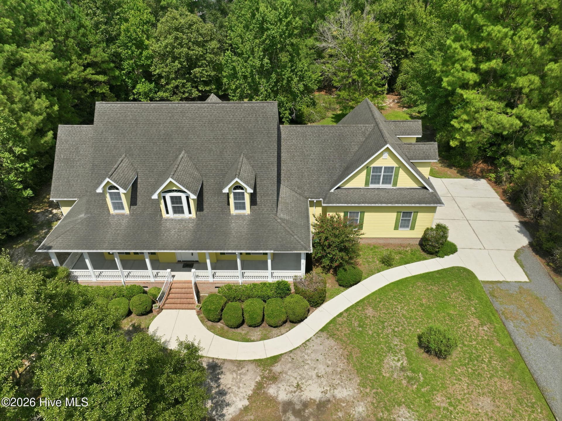 Single Family Residence at 303 Creekview Drive, Hampstead, NC 28443, photo 3 of 56