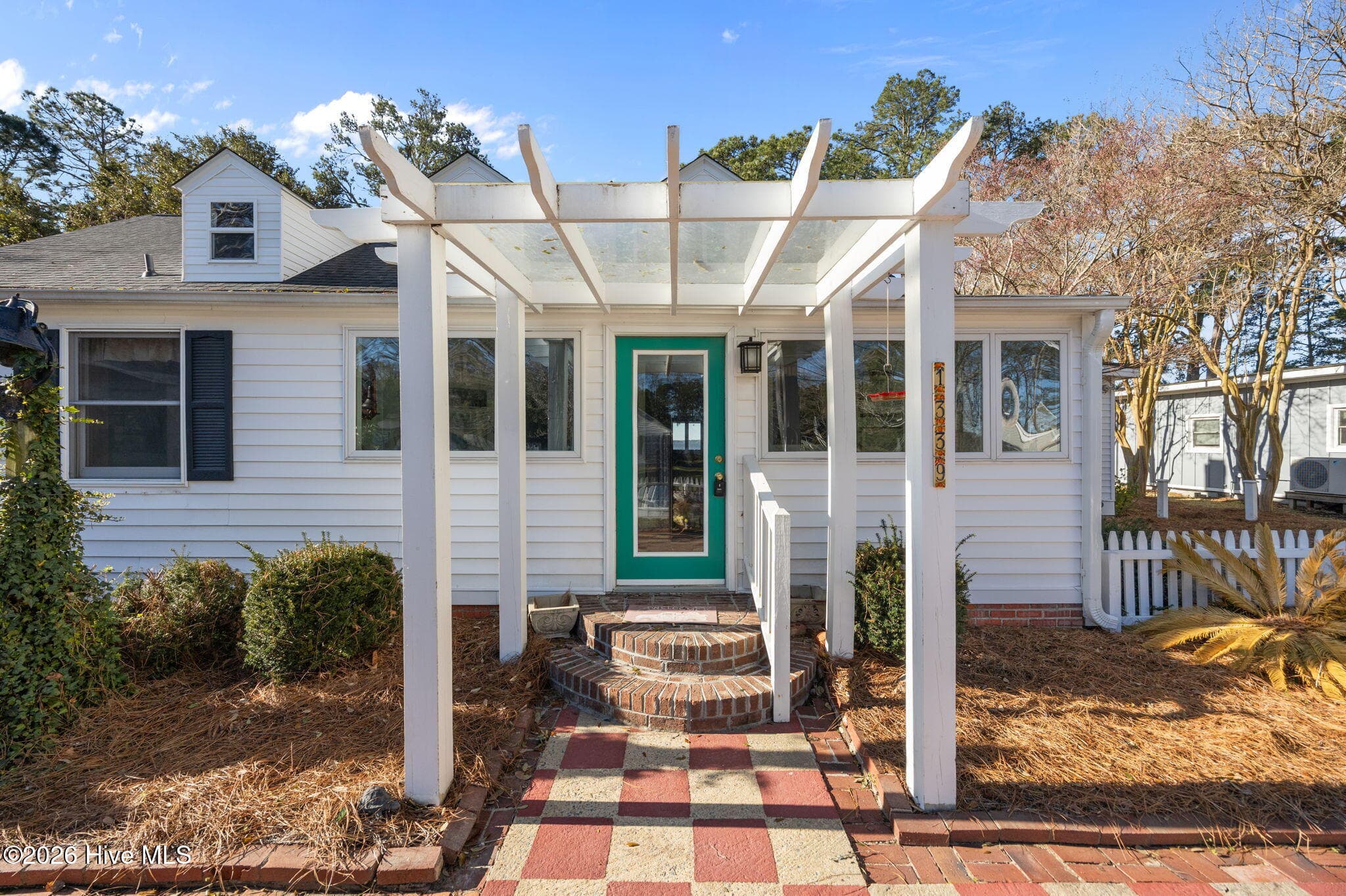 Single Family Residence at 1339 Bayview Road, Bath, NC 27808, Bath, photo 4 of 61