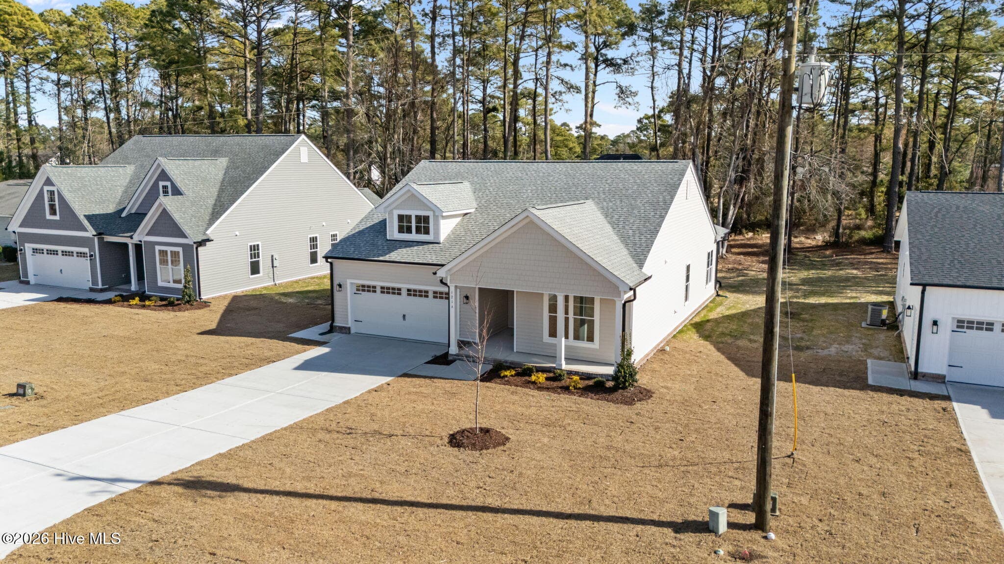 Single Family Residence at 1216 Petite Terre Court, New Bern, NC 28560, photo 4 of 70
