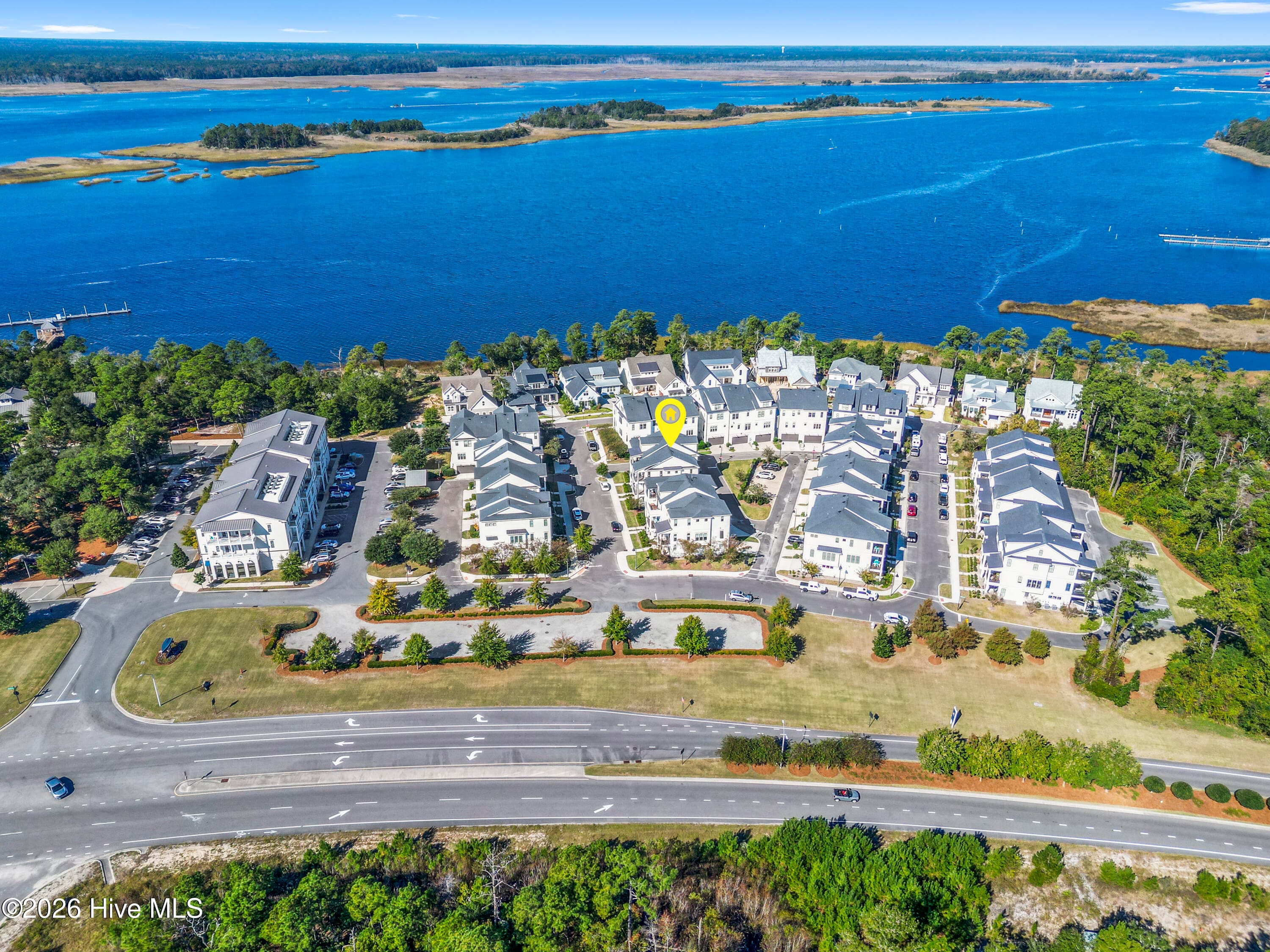 Townhouse at 13 Hobie Run, Wilmington, NC 28412, photo 6 of 7