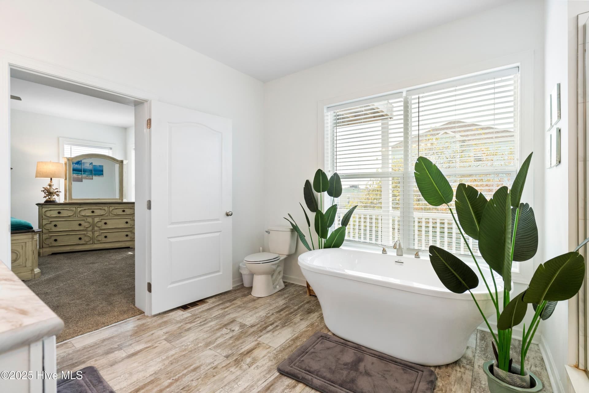 Master Bedroom - 3011 3rd Street, Surf City, NC 28445