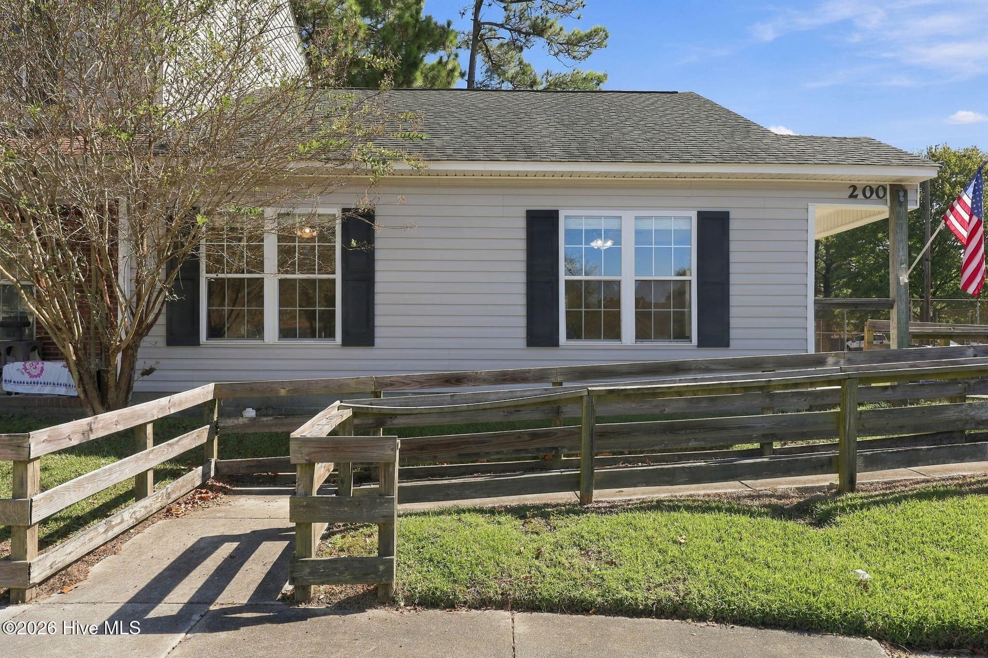 200 Palace Circle, Jacksonville, NC 28546