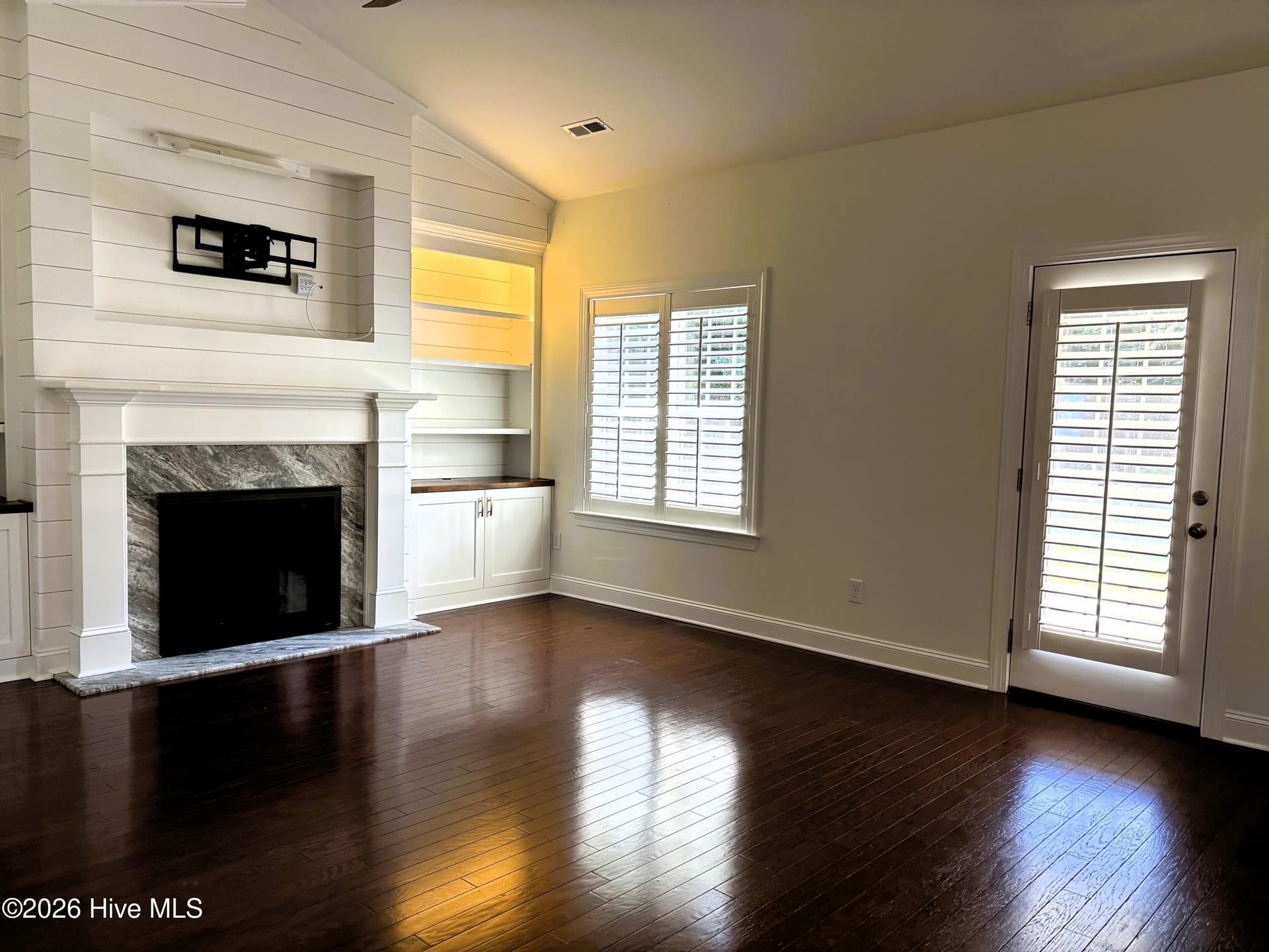 25 Sailview Court, Hampstead, NC 28443