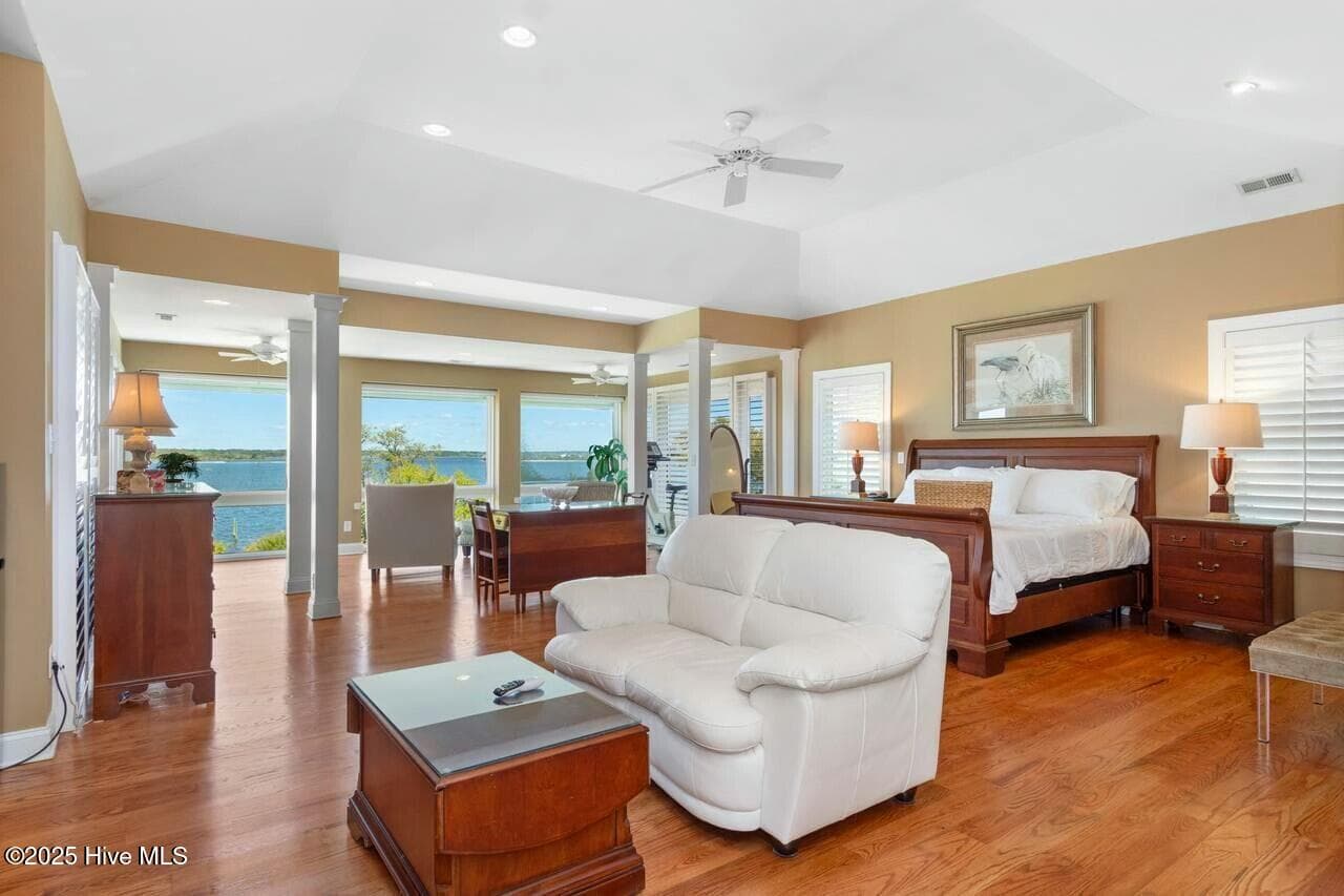 Master Bedroom - 7012 Sound Drive, Emerald Isle, NC 28594