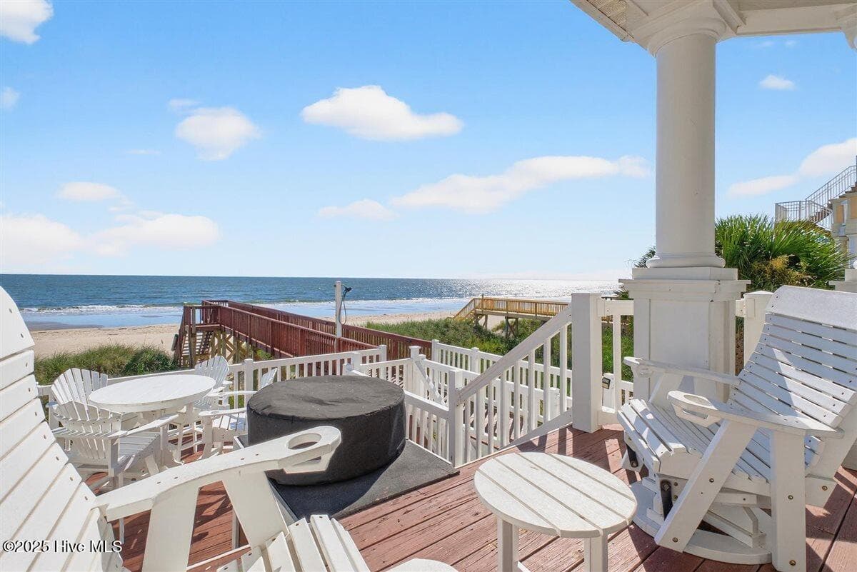 7 Coggeshall Drive W, Ocean Isle Beach, NC 28469
