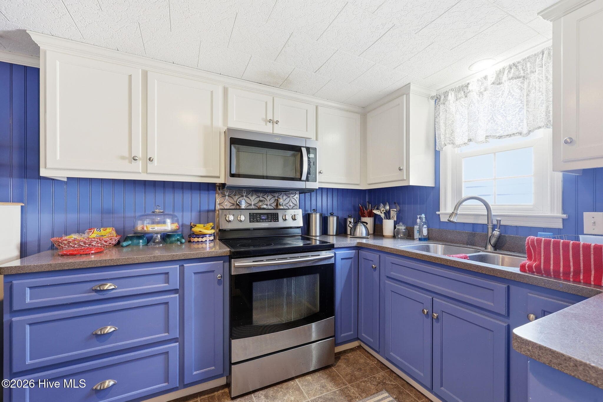 Single Family Residence at 899 Island Road, Harkers Island, NC 28531, Harkers Island, photo 20 of 51
