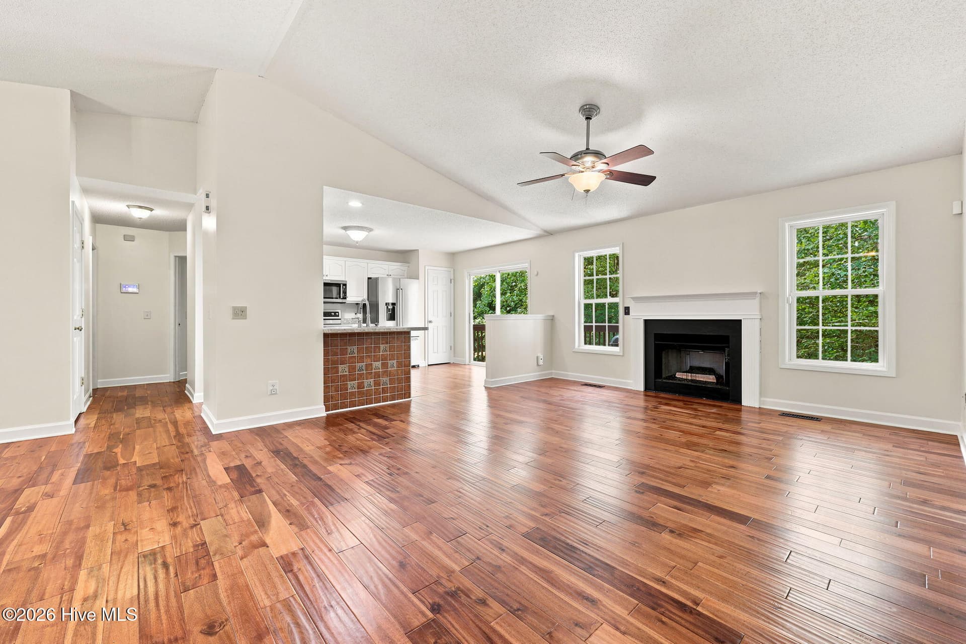 Single Family Residence at 20 Starlit Lane, Pinehurst, NC 28374, photo 7 of 38