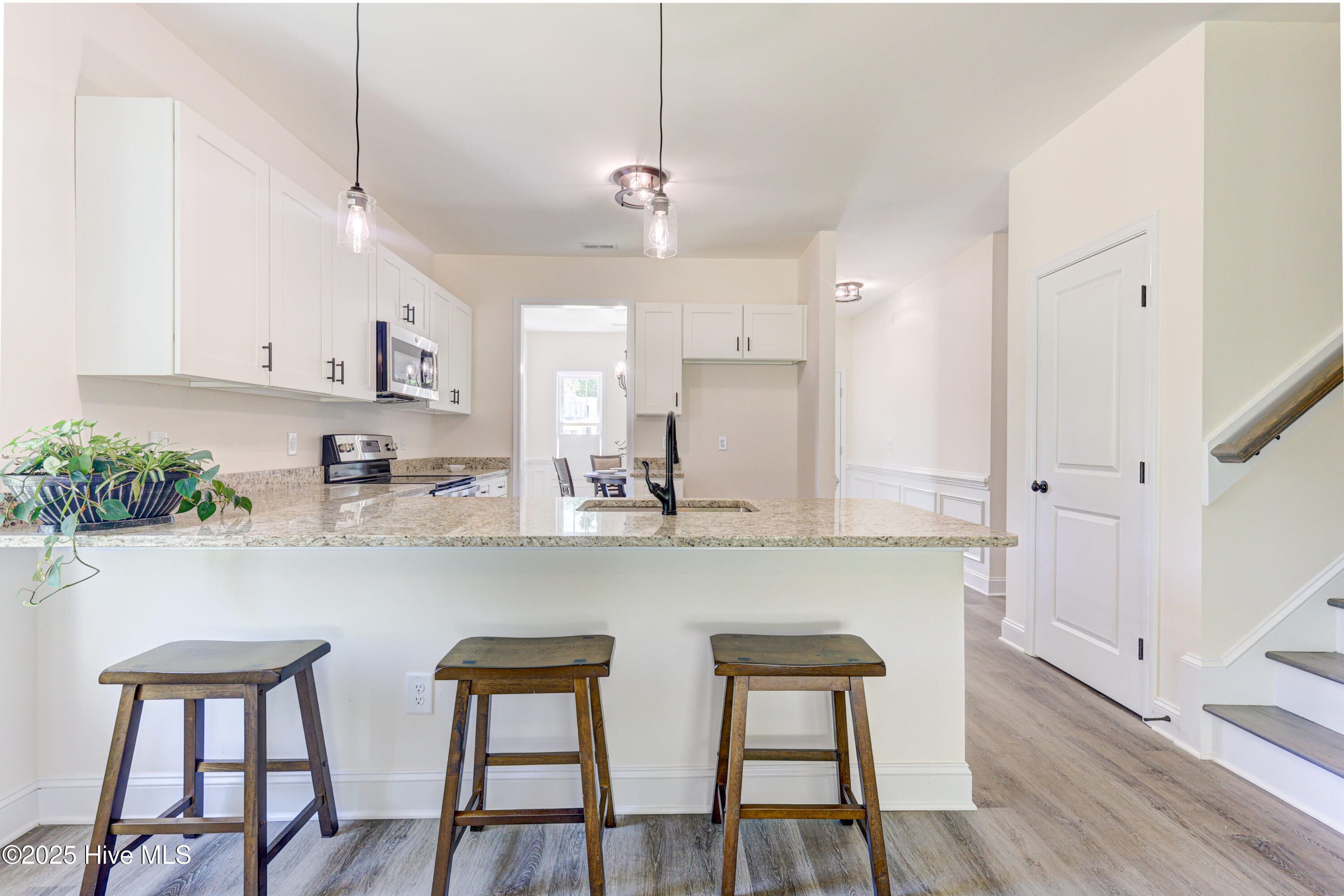 Townhouse at 552 Timbercrest Circle, Bolivia, NC 28422, photo 12 of 37