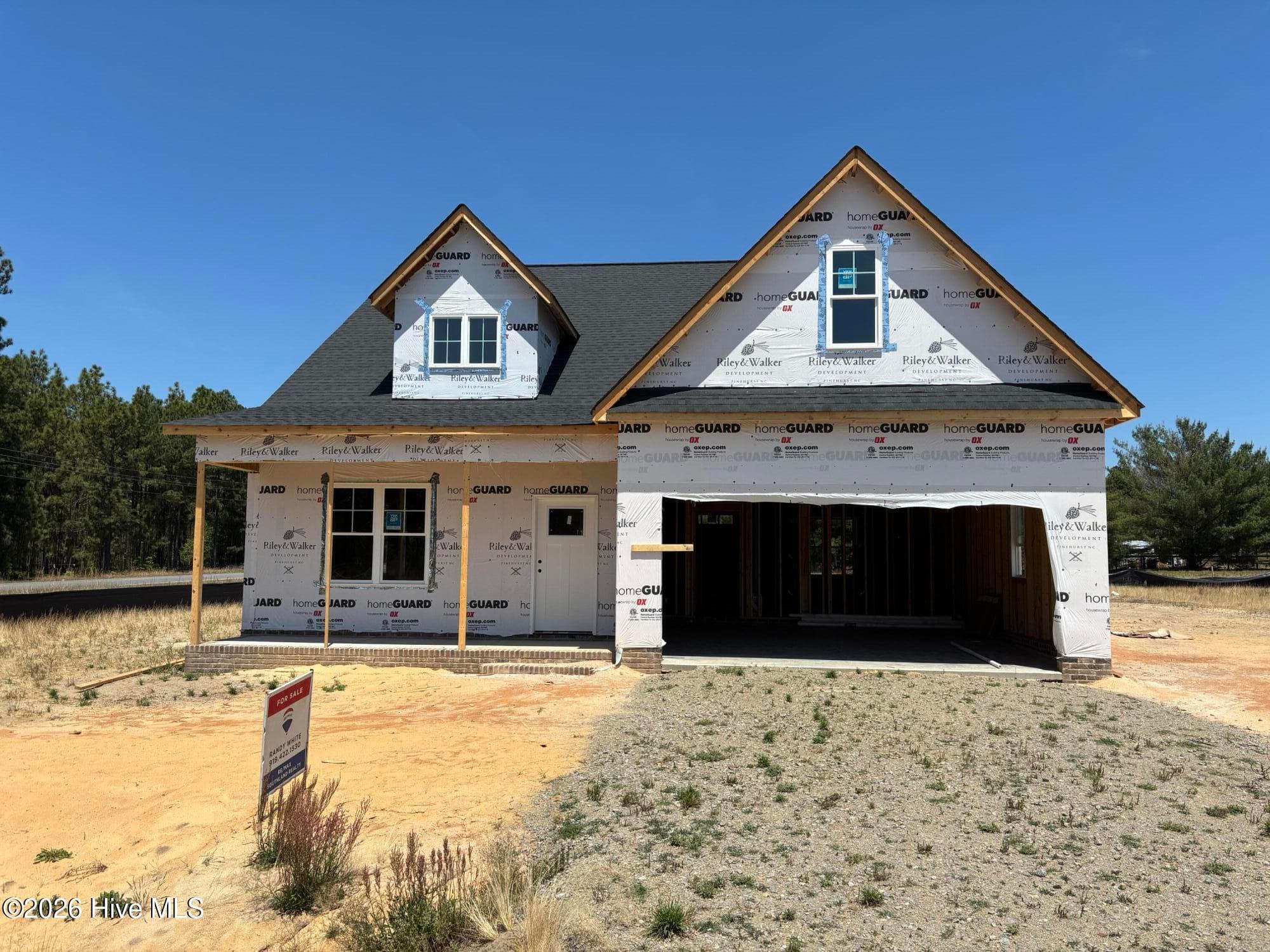 Single Family Residence at 105 Spring Meadows Drive, Aberdeen, NC 28315, photo 3 of 28