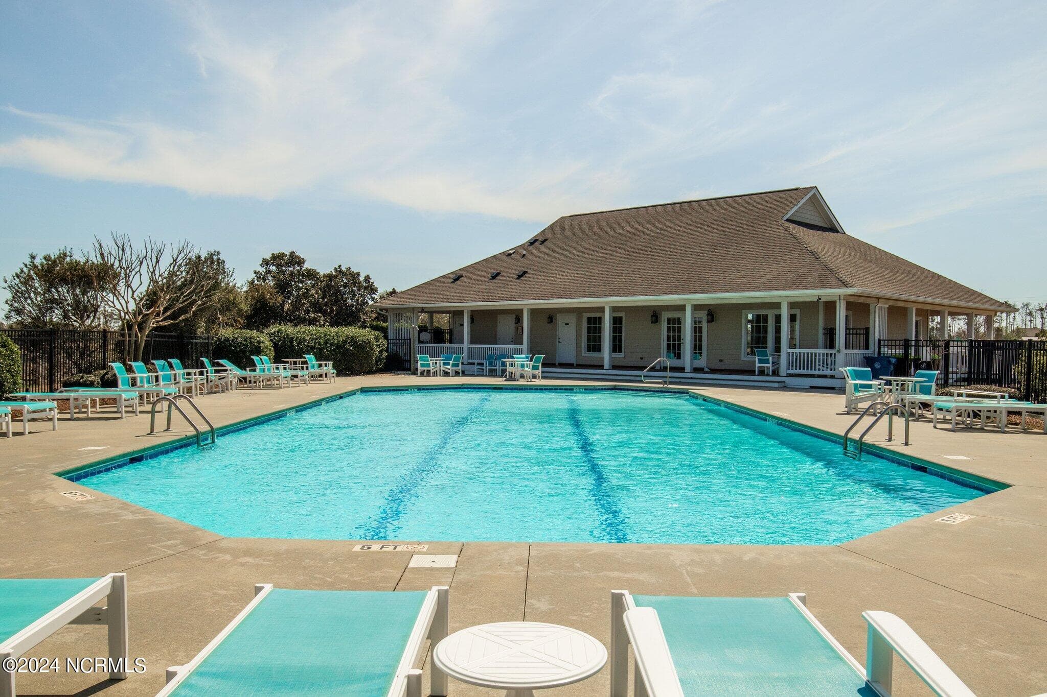 Pool - 1302 L17 Fathom Way, Morehead City, NC 28557
