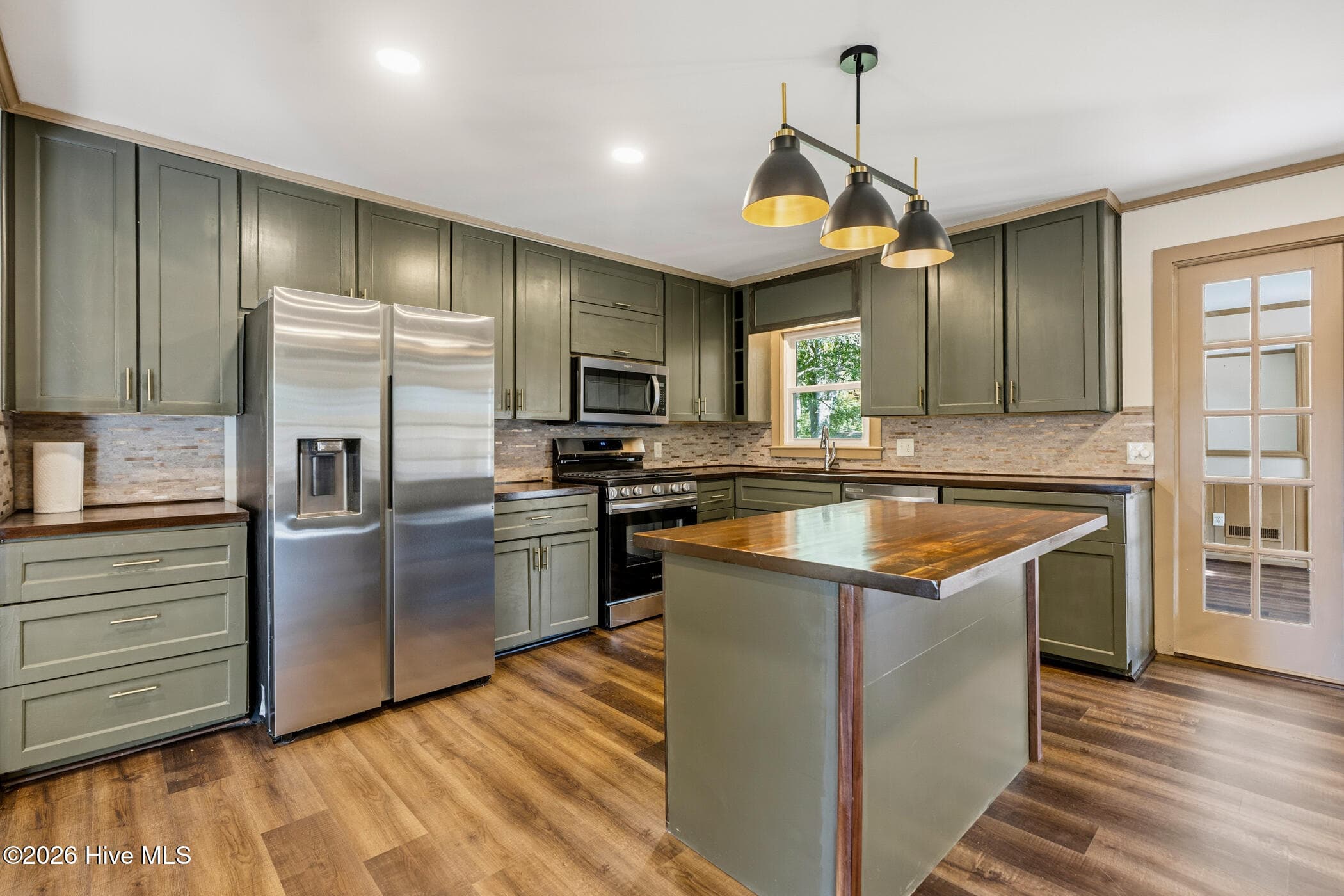 Single Family Residence at 802 Roberdel Road, Rockingham, NC 28379, Rockingham, photo 6 of 32