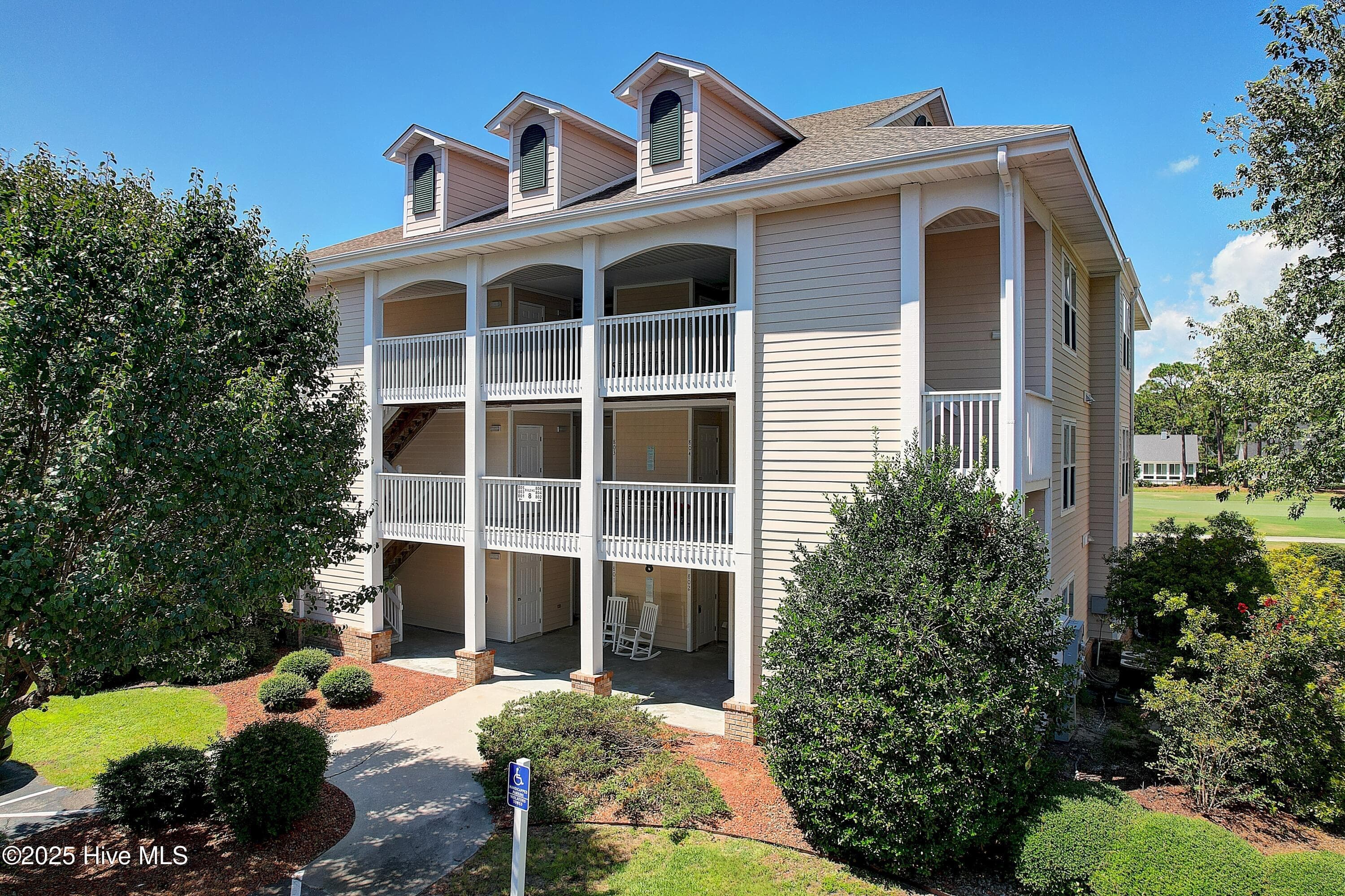 3350 Club Villas Drive # 805, Southport, NC 28461