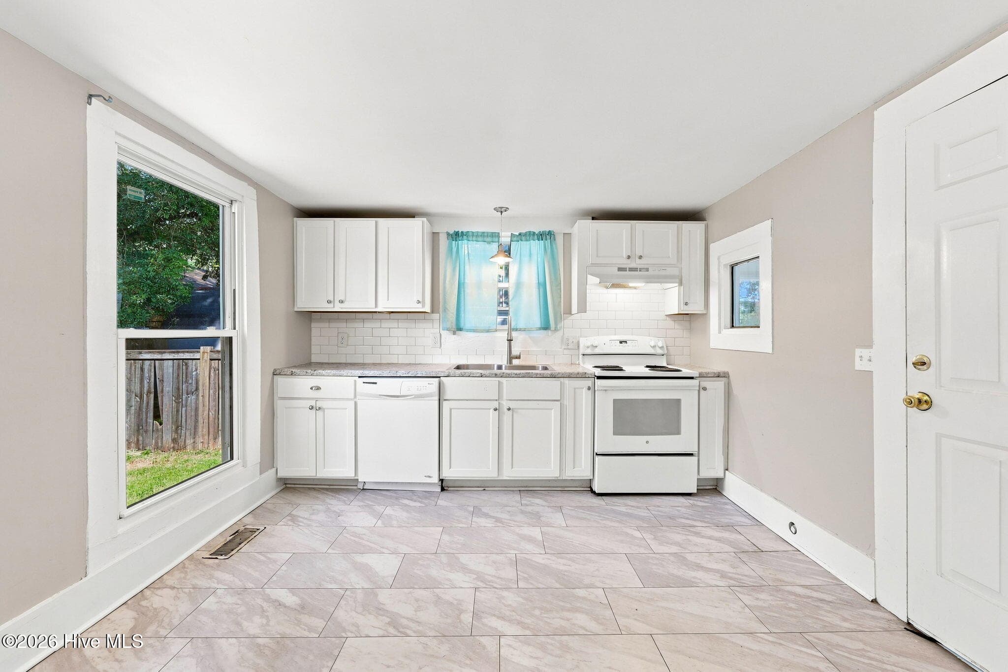 411 Latham Street, Greenville, NC 27834