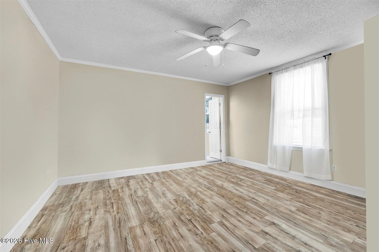 Front unit bed 2 - 2 - 305 Macmillan Avenue N, Wilmington, NC 28403