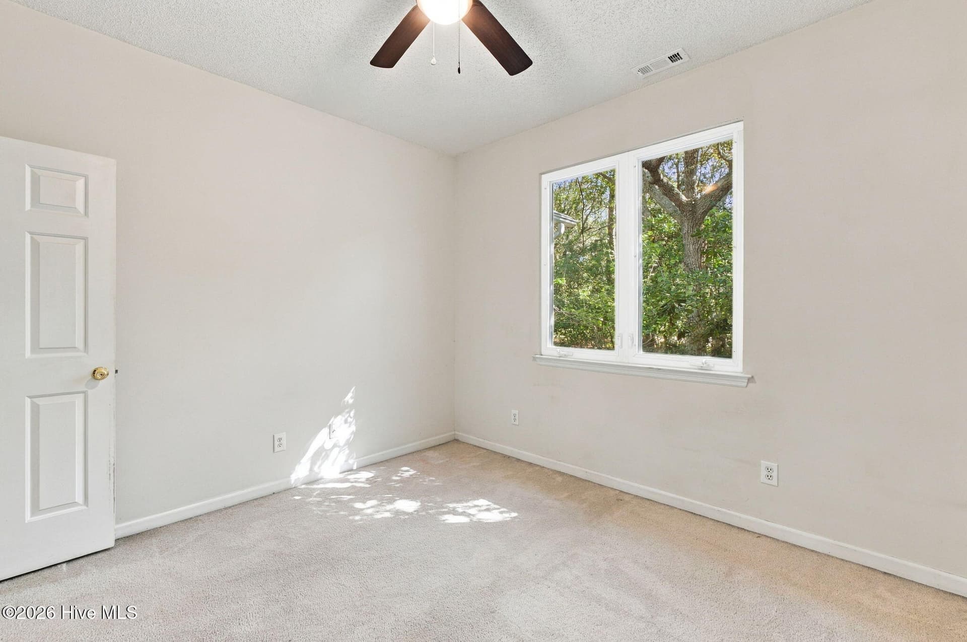 Townhouse at 277 Bonnet Way SE, Southport, NC 28461, photo 19 of 34