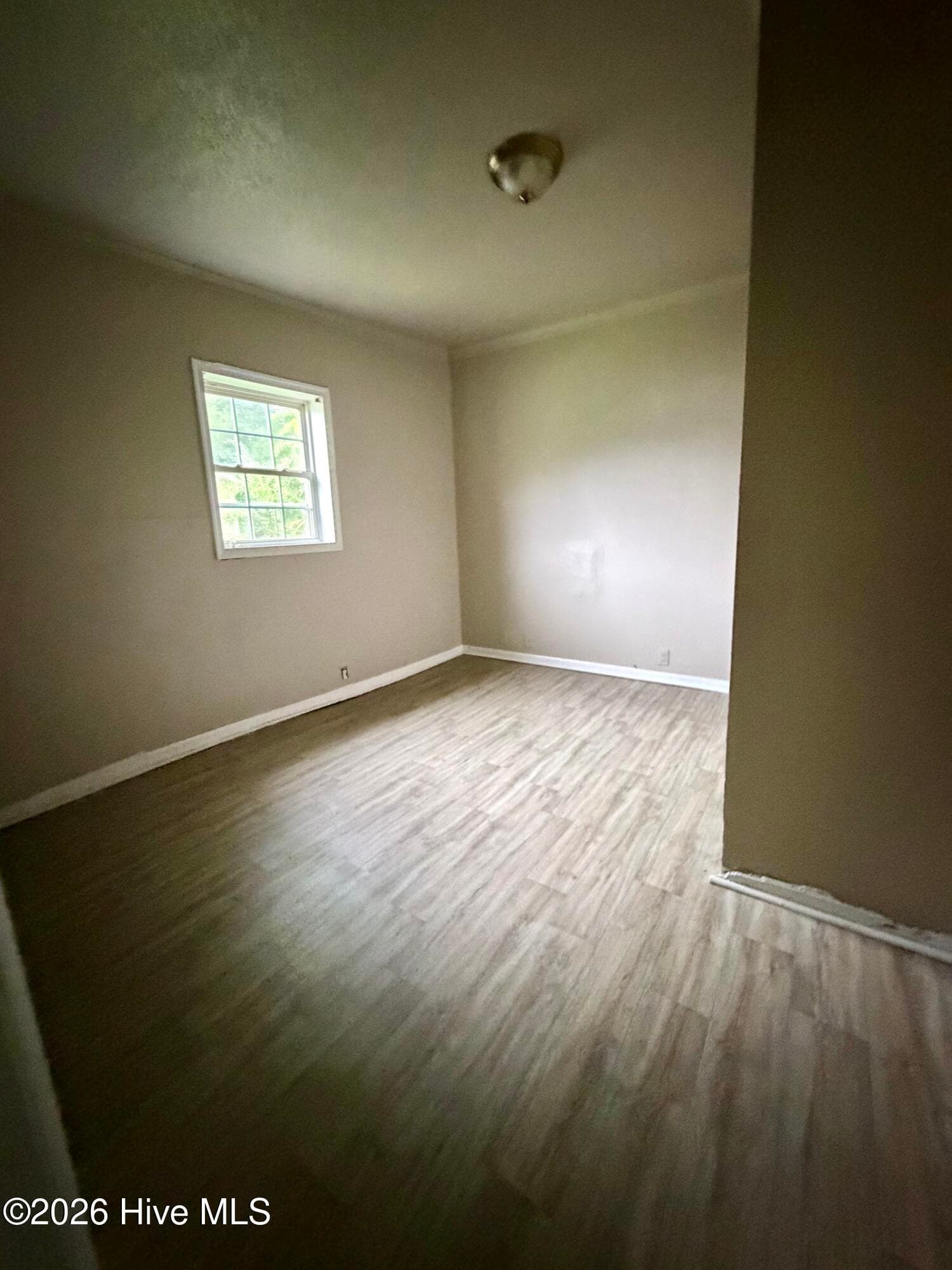 Single Family Residence at 207 E Peterson Street, Edenton, NC 27932, photo 8 of 10