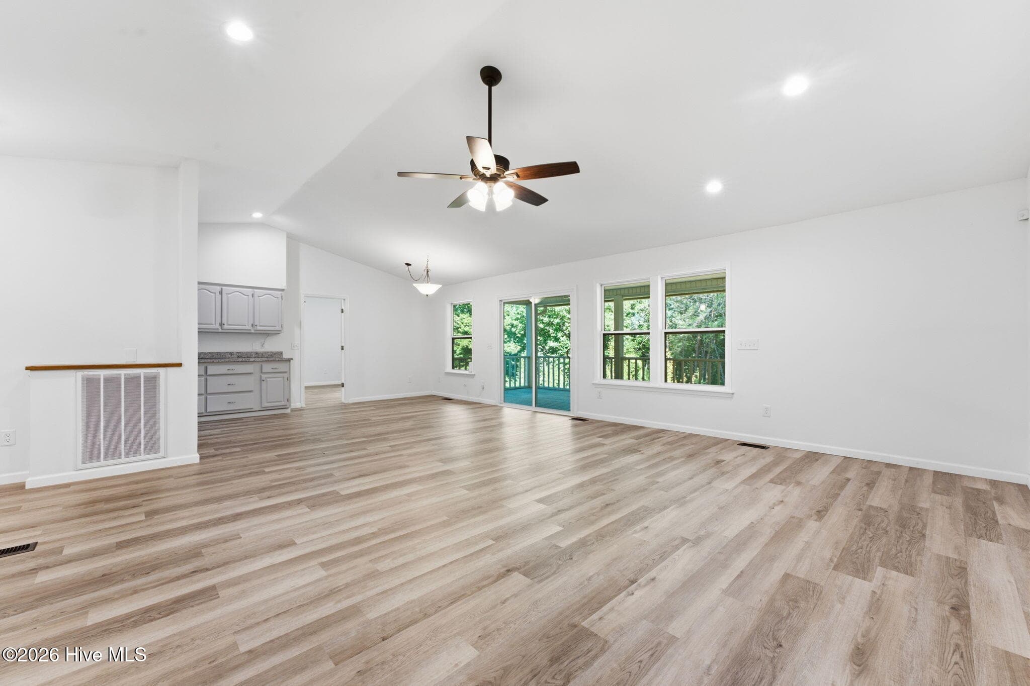 Single Family Residence at 5111 Summer Wood Lane, Young Harris, GA 30582, photo 19 of 45