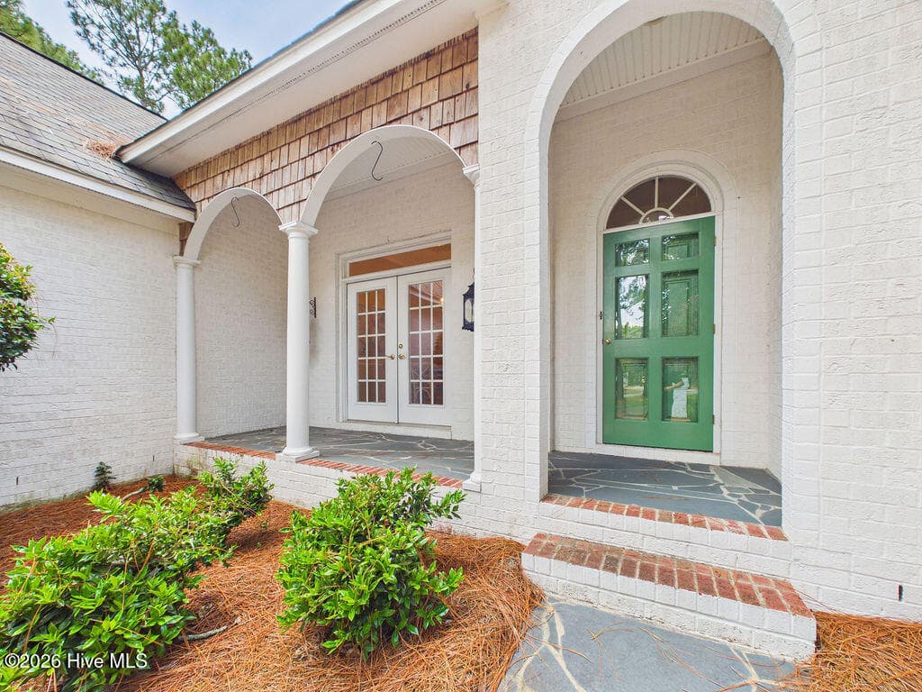 Single Family Residence at 48 Royal County Down, Pinehurst, NC 28374, photo 2 of 55