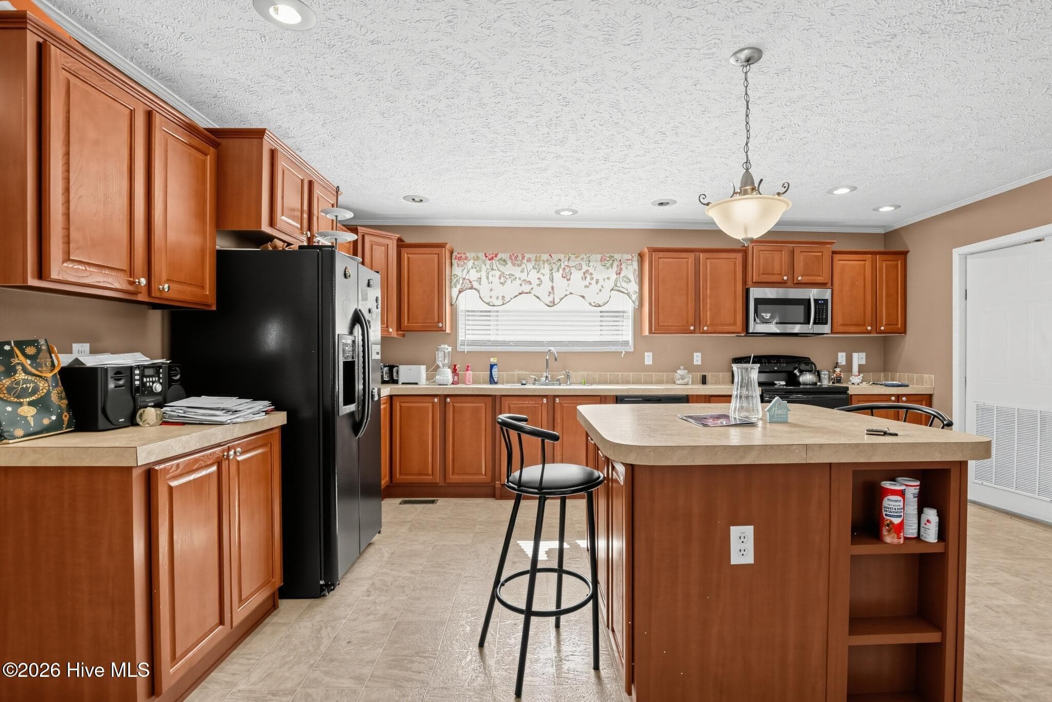 Manufactured Home at 86 Cavalier Lane, Littleton, NC 27850, photo 9 of 25