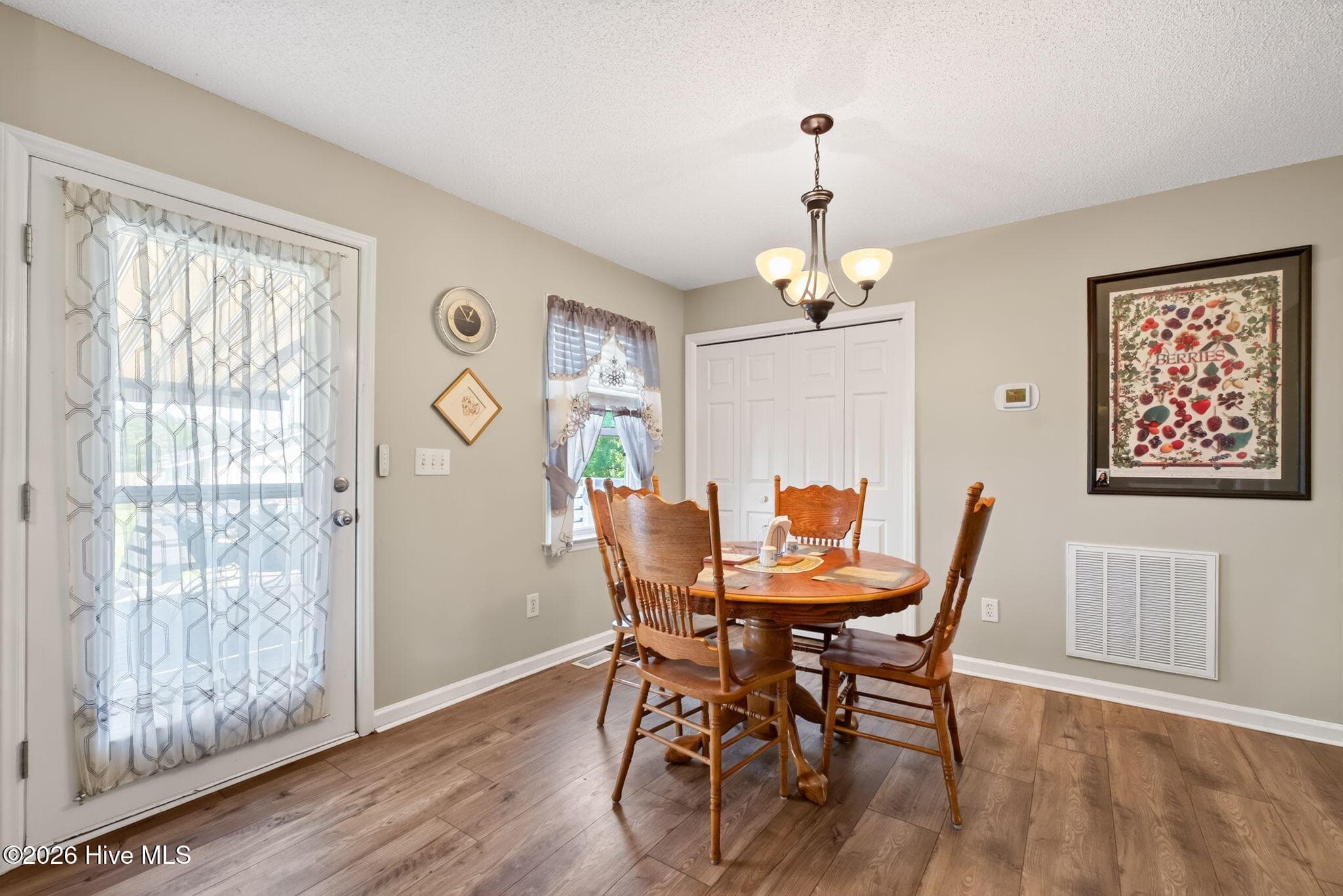 Single Family Residence at 113 Crosswinds Drive, Selma, NC 27576, photo 28 of 51