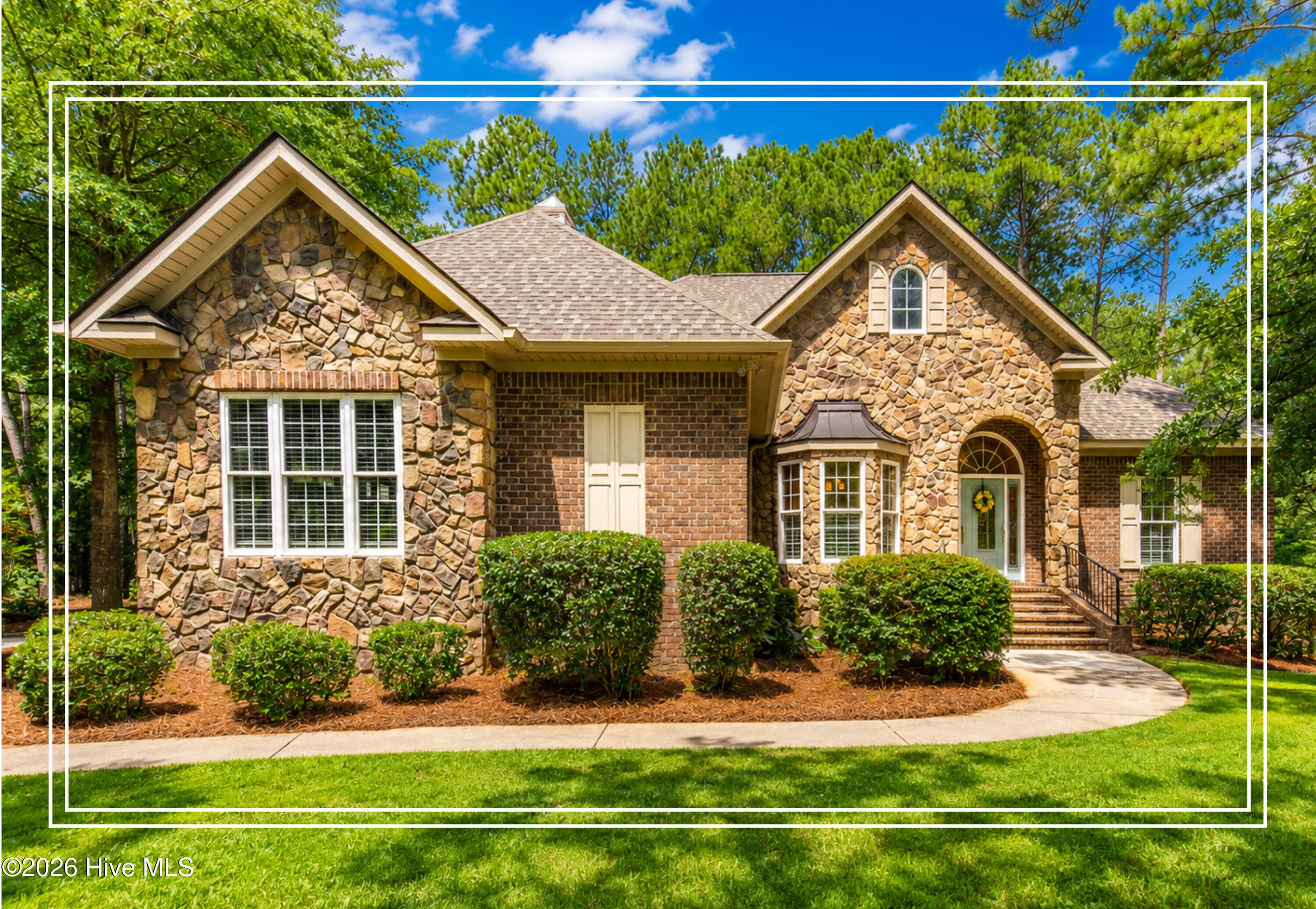 Single Family Residence at 2208 Cardigan Drive, Aiken, SC 29803, photo 4 of 67
