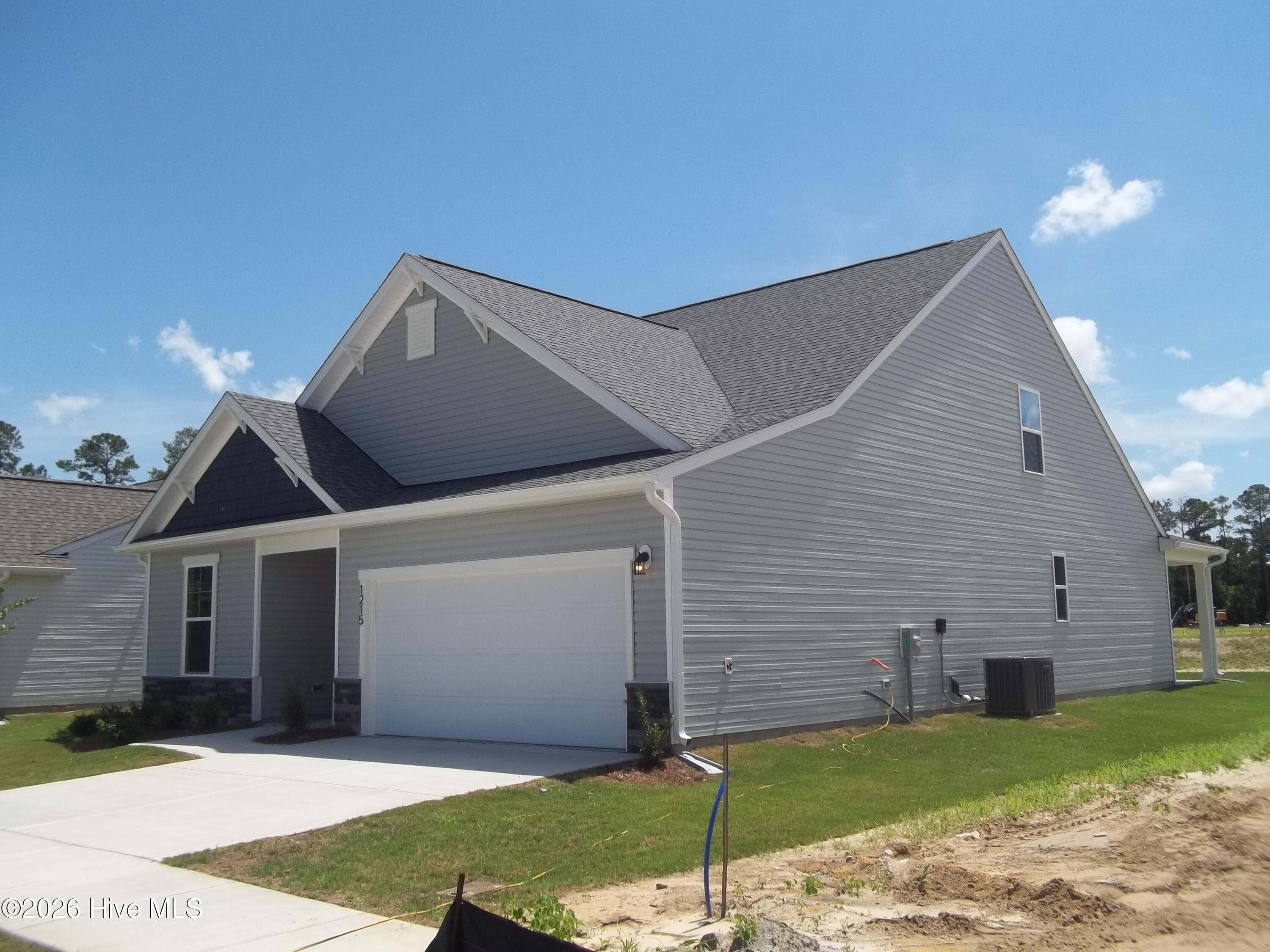 Single Family Residence at 1215 Evening Walk Drive NE, Winnabow, NC 28479, photo 7 of 57